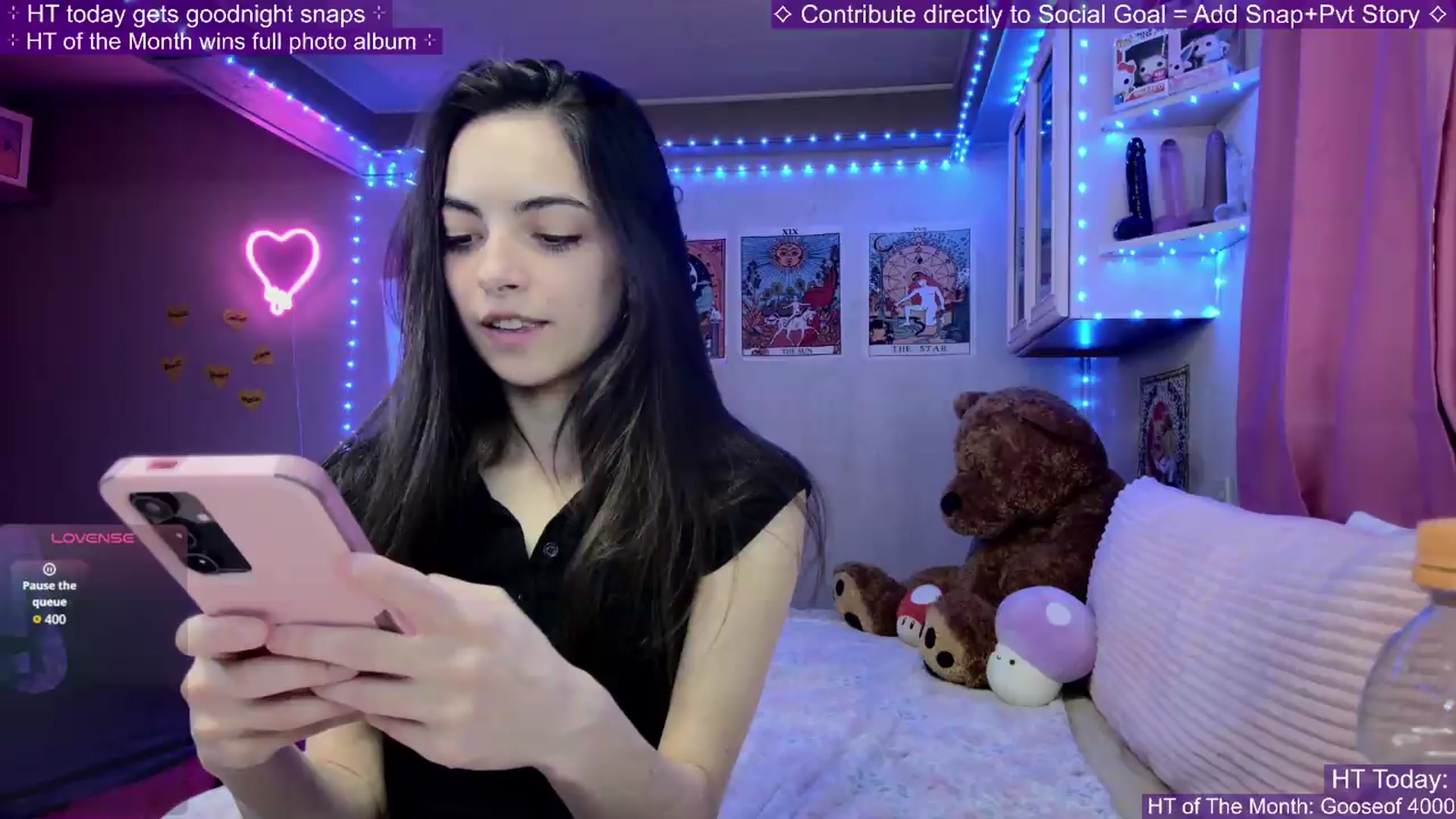 Gallery image thumbnail from Skybaby69's myfreecams stream on, 05/12/2026, 23:22 image 13 of 20