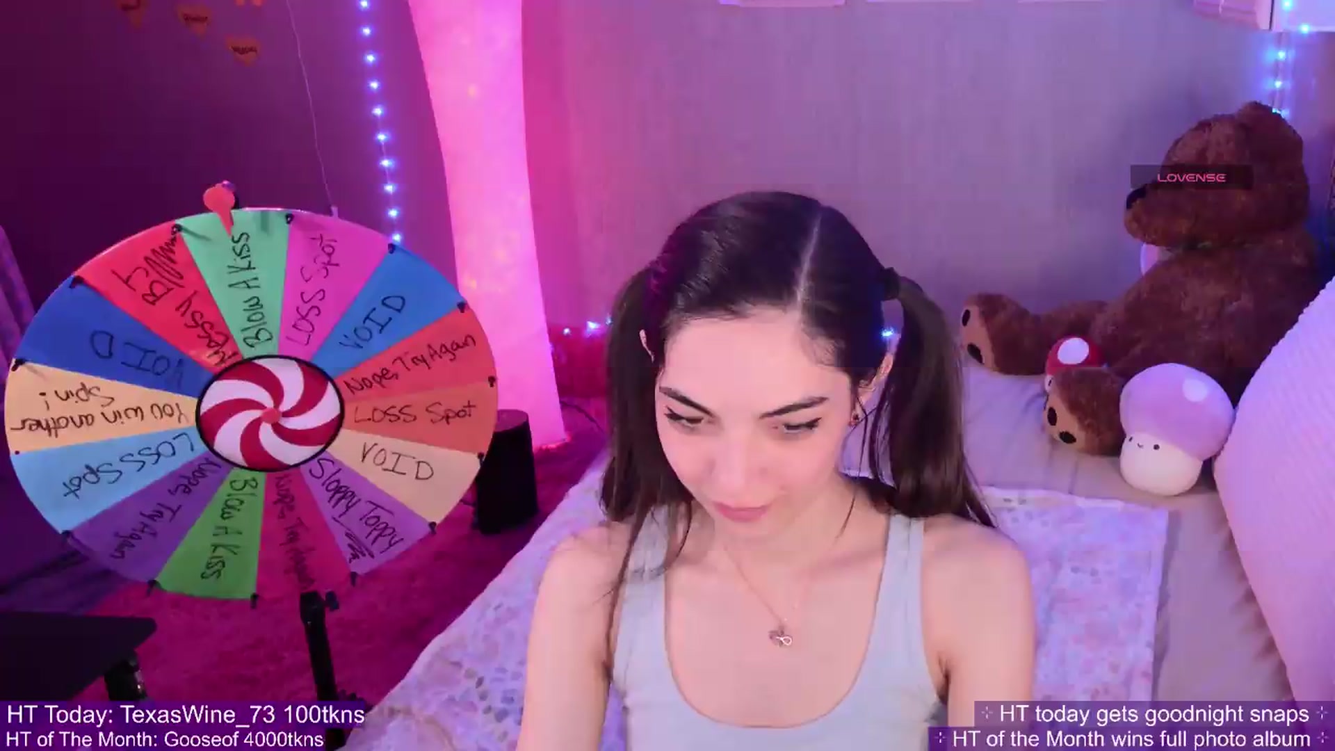 Gallery image thumbnail from Skybaby69's myfreecams stream on, 05/20/2026, 04:53 image 10 of 20