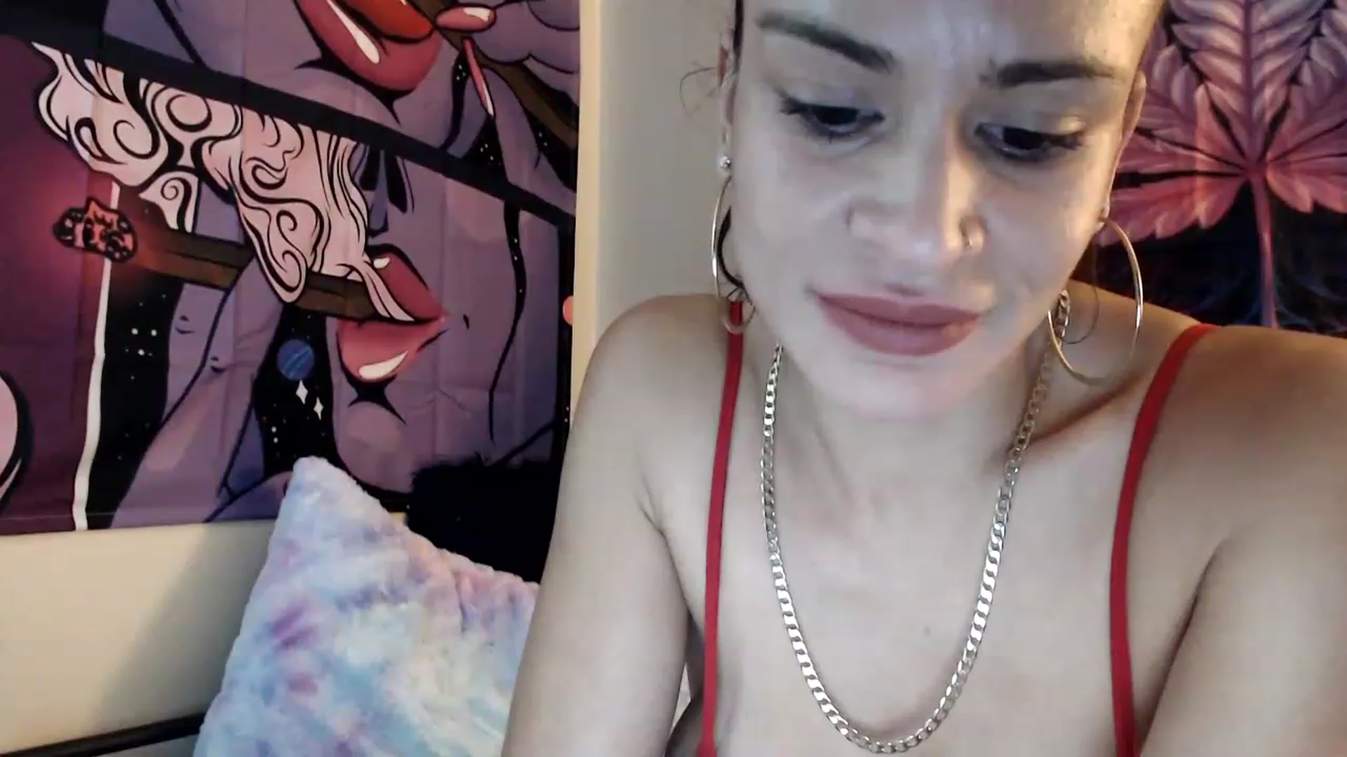 Gallery image thumbnail from Skye_Bunny's myfreecams stream on, 11/17/2022, 11:15 image 12 of 20
