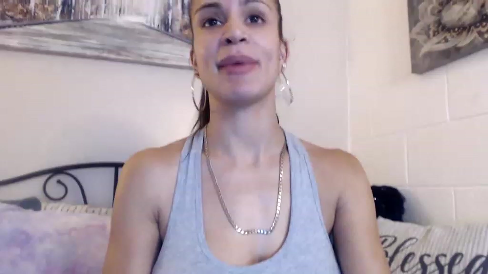 Gallery image thumbnail from Skye_Bunny's myfreecams stream on, 12/03/2022, 15:59 image 19 of 20