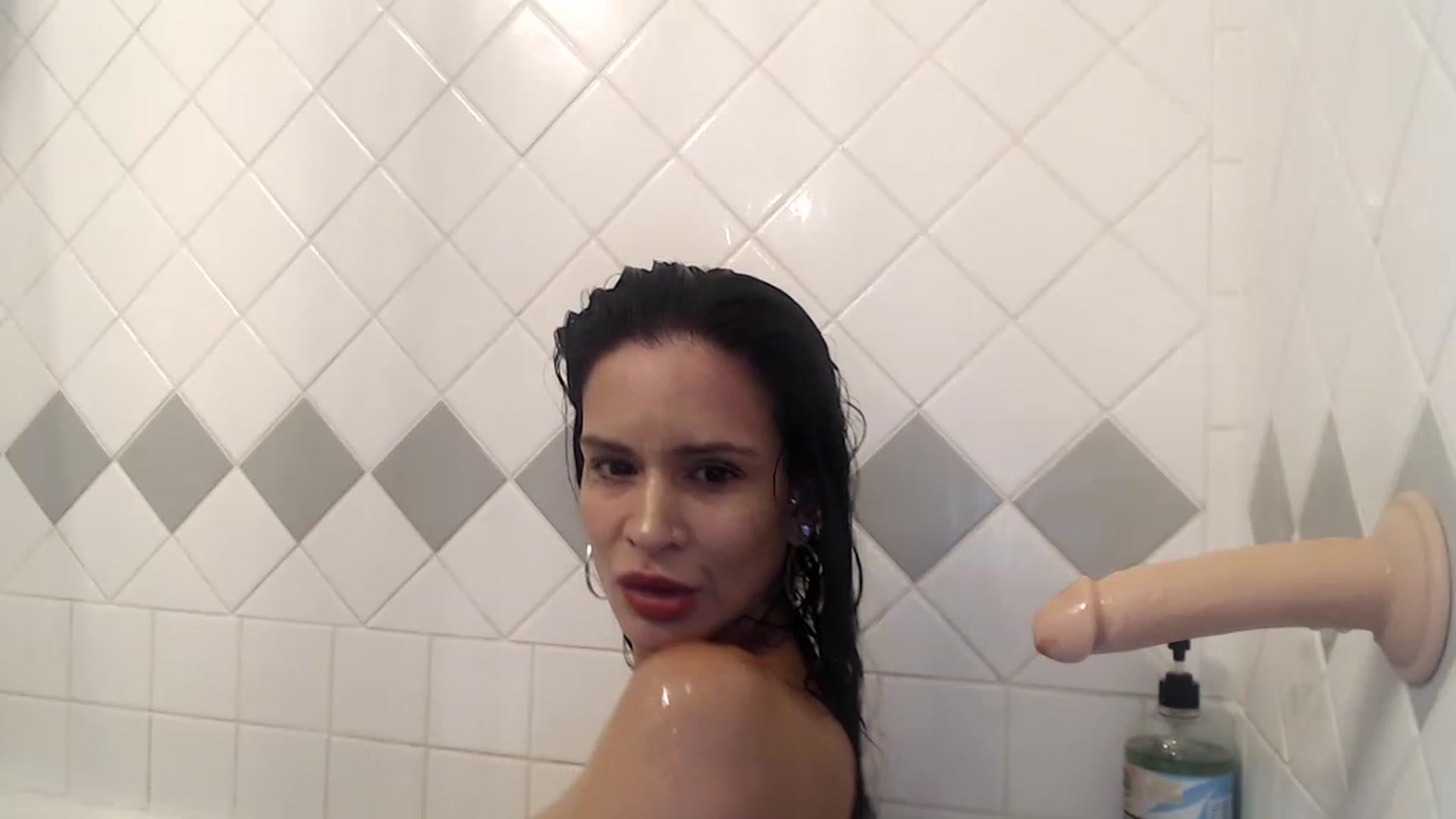 Gallery image thumbnail from Skye_Bunny's myfreecams stream on, 01/02/2023, 03:28 image 12 of 20