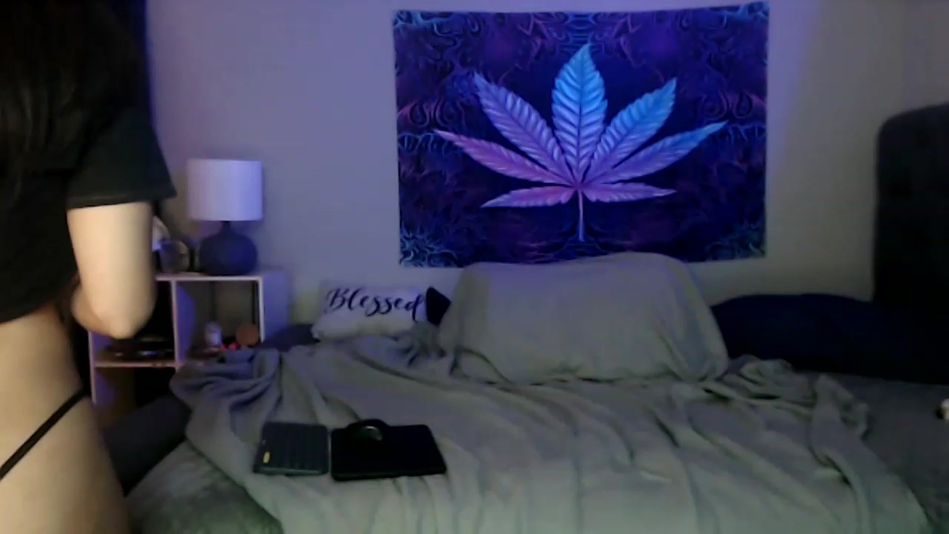 Gallery image thumbnail from Skye_Bunny's myfreecams stream on, 02/15/2023, 11:20 image 18 of 20