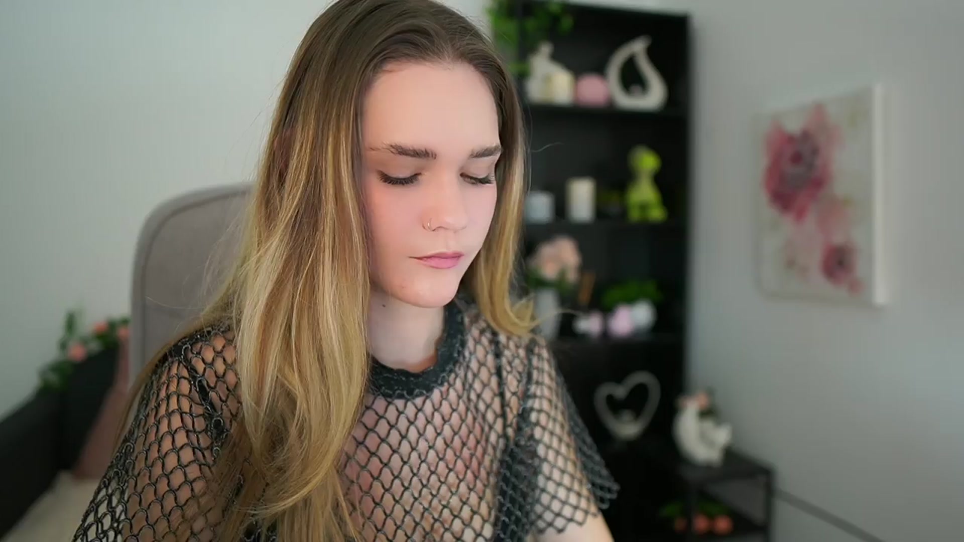 Gallery image thumbnail from Skyla_Novea_'s myfreecams stream on, 03/21/2024, 20:13 image 11 of 20