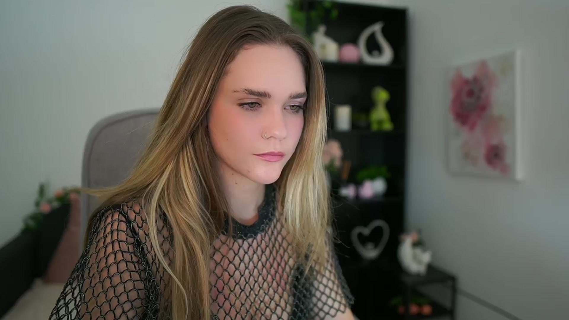 Gallery image thumbnail from Skyla_Novea_'s myfreecams stream on, 03/21/2024, 20:13 image 2 of 20
