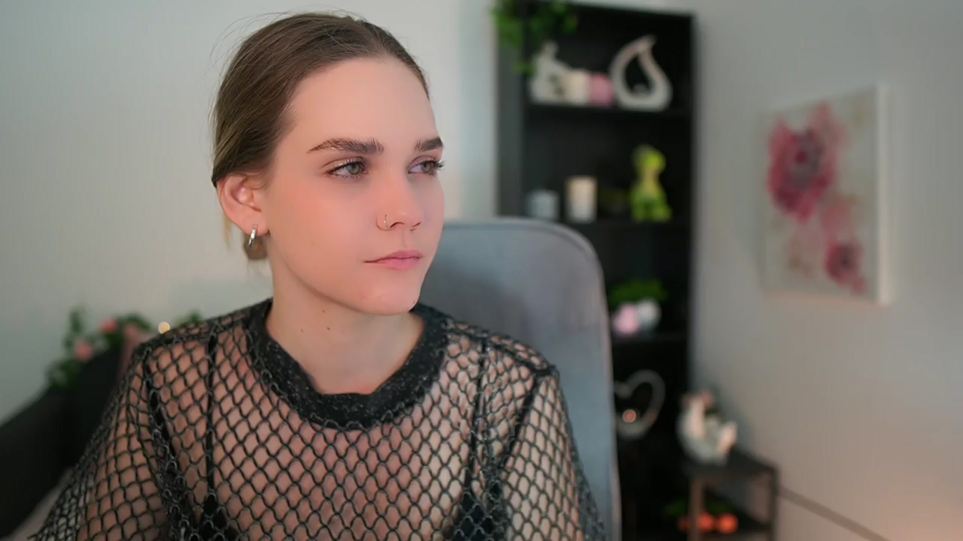 Gallery image thumbnail from Skyla_Novea_'s myfreecams stream on, 03/22/2024, 19:05 image 8 of 20