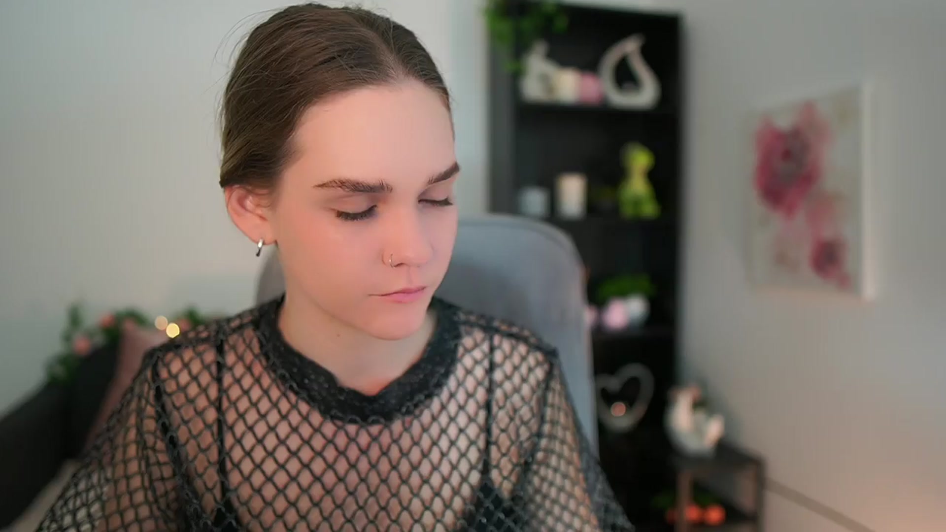Gallery image thumbnail from Skyla_Novea_'s myfreecams stream on, 03/22/2024, 19:05 image 6 of 20
