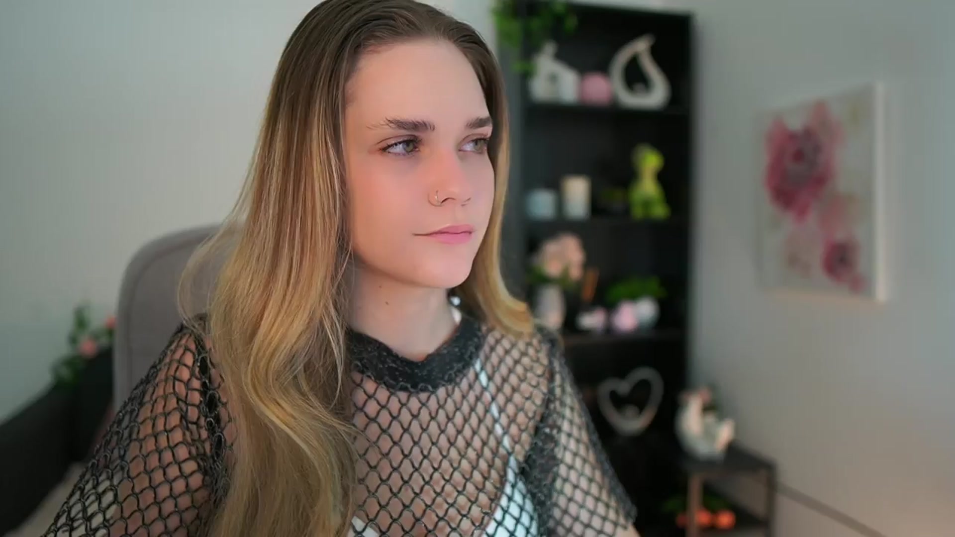 Gallery image thumbnail from Skyla_Novea_'s myfreecams stream on, 03/23/2024, 14:53 image 11 of 20