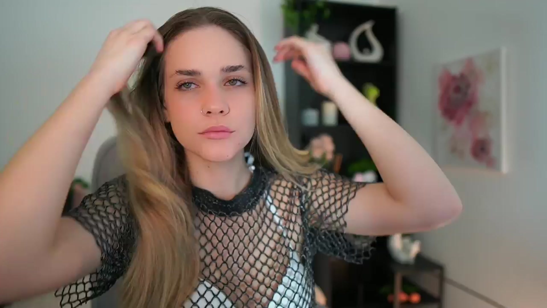 Gallery image thumbnail from Skyla_Novea_'s myfreecams stream on, 03/23/2024, 14:53 image 13 of 20