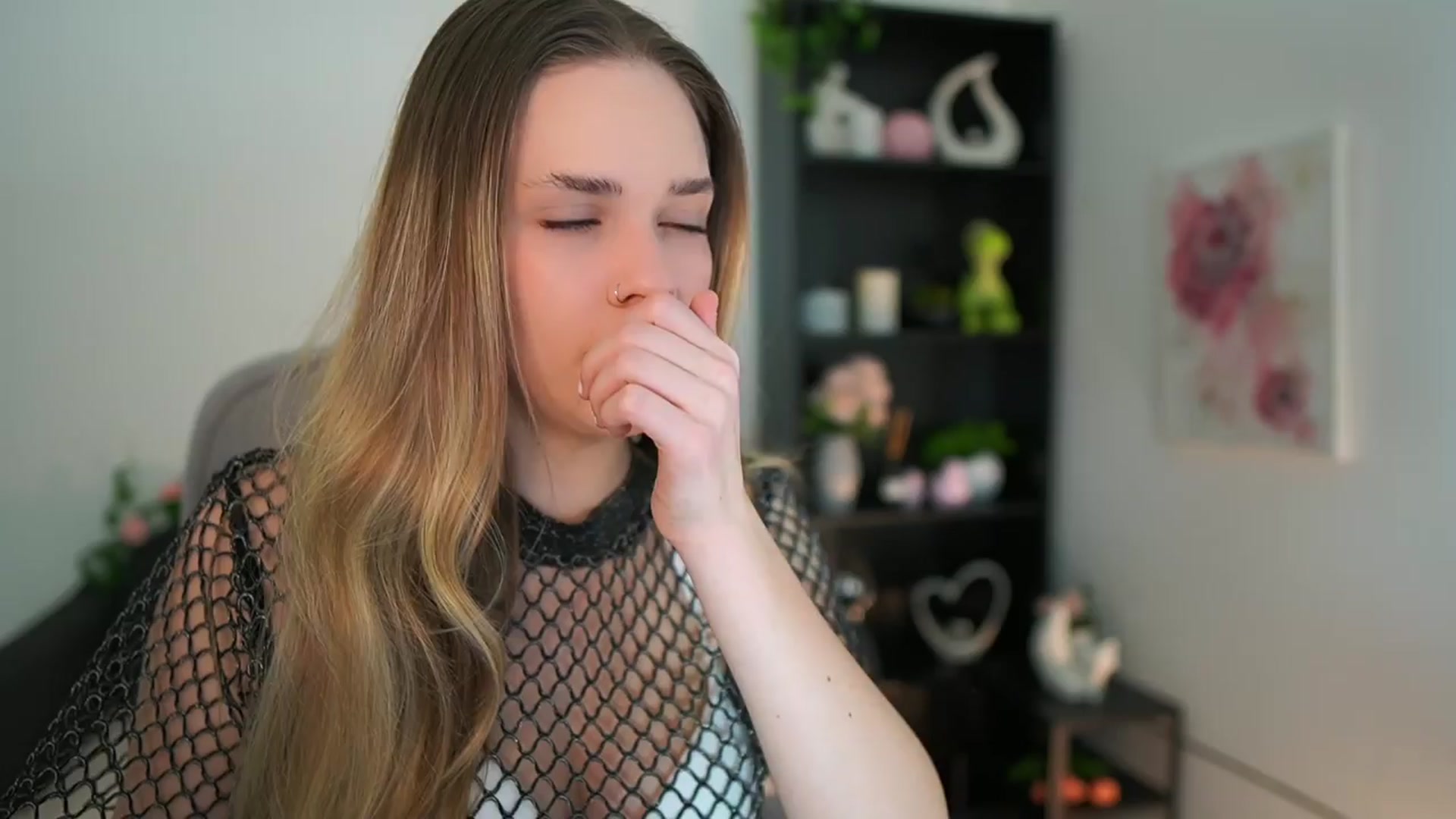 Gallery image thumbnail from Skyla_Novea_'s myfreecams stream on, 03/23/2024, 14:53 image 9 of 20