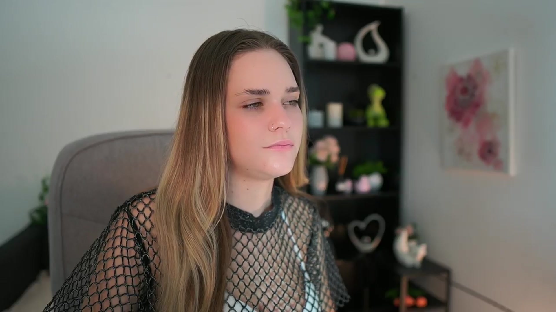 Gallery image thumbnail from Skyla_Novea_'s myfreecams stream on, 03/23/2024, 16:43 image 3 of 20