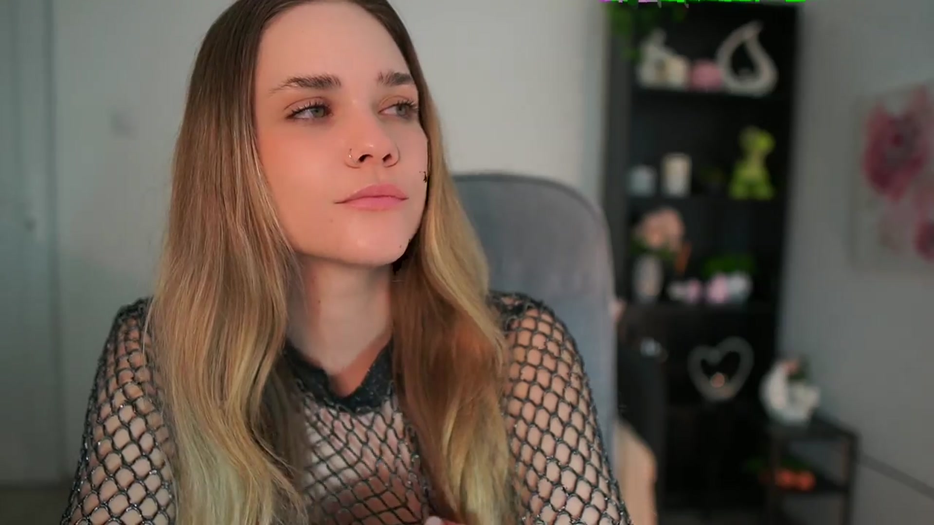 Gallery image thumbnail from Skyla_Novea_'s myfreecams stream on, 03/26/2024, 15:20 image 7 of 20