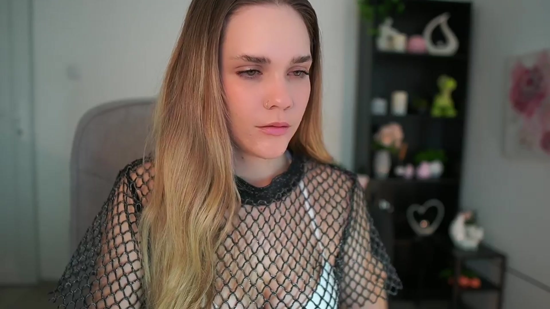 Gallery image thumbnail from Skyla_Novea_'s myfreecams stream on, 03/26/2024, 15:20 image 16 of 20