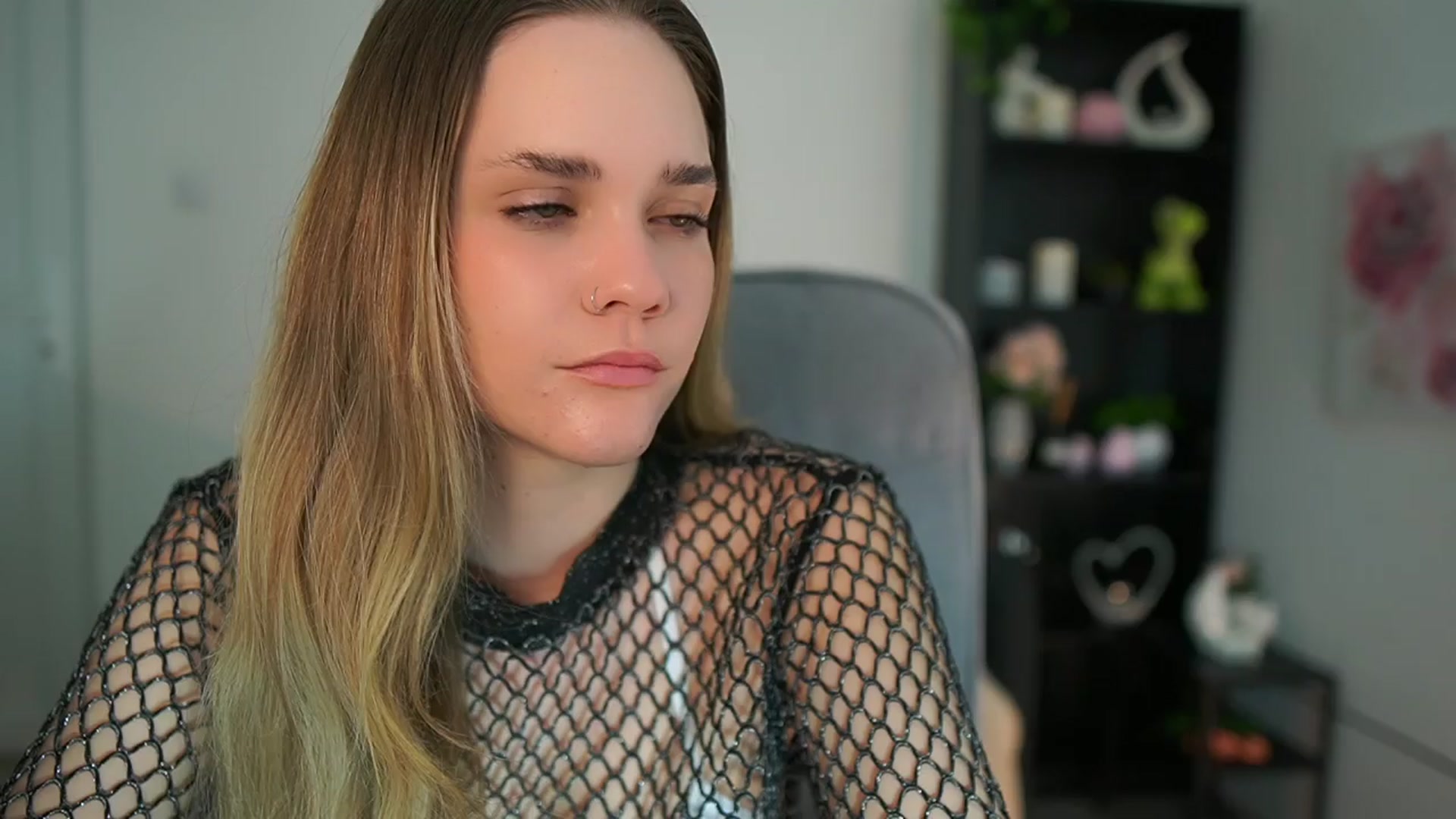 Gallery image thumbnail from Skyla_Novea_'s myfreecams stream on, 03/26/2024, 15:20 image 11 of 20