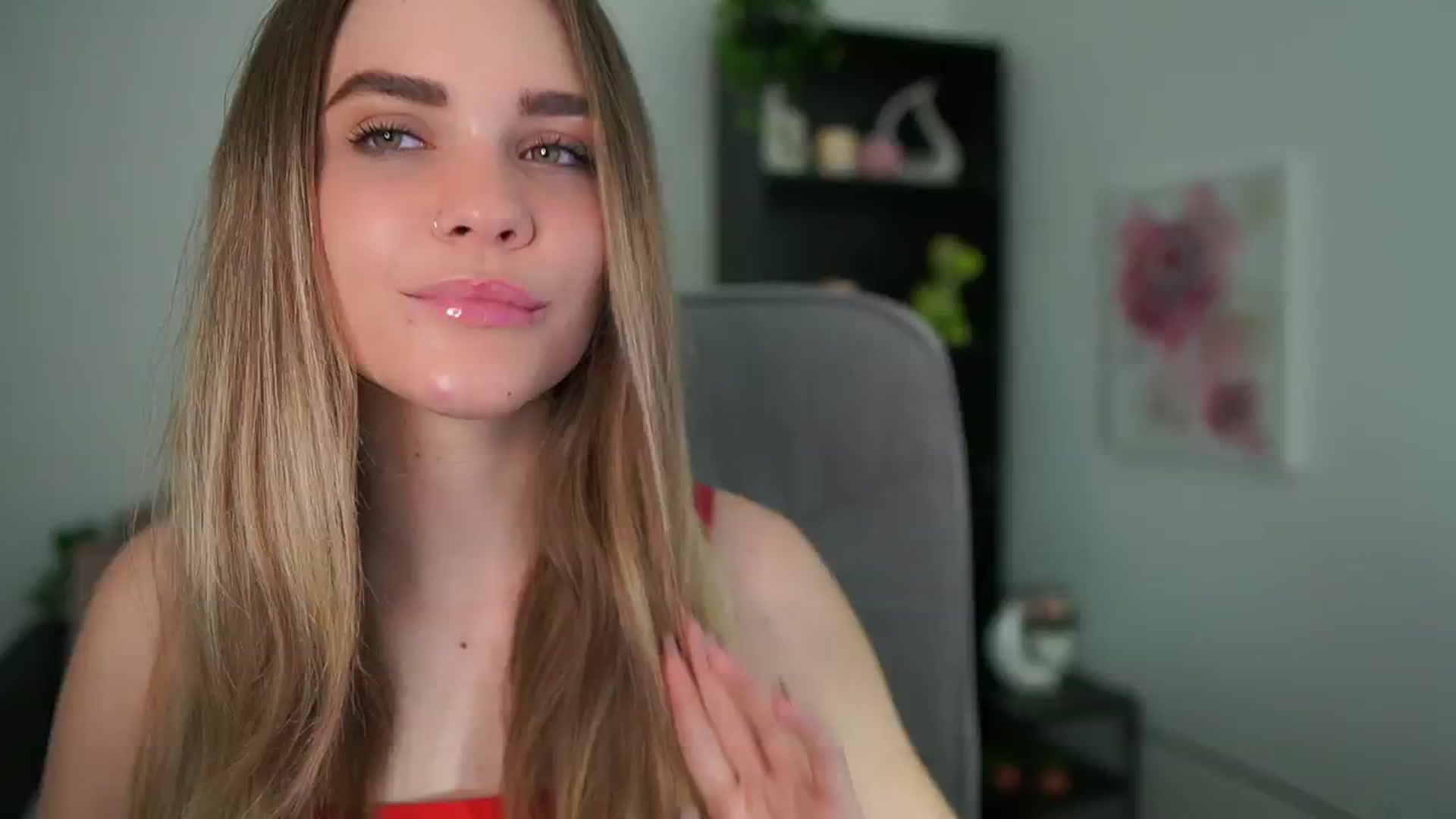 Gallery image thumbnail from Skyla_Novea_'s myfreecams stream on, 05/04/2024, 08:36 image 1 of 20