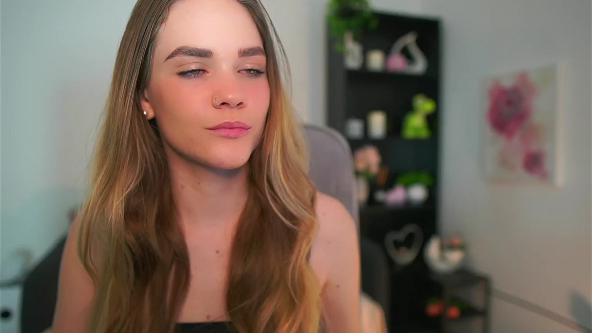 Gallery image thumbnail from Skyla_Novea_'s myfreecams stream on, 05/11/2024, 09:45 image 3 of 20