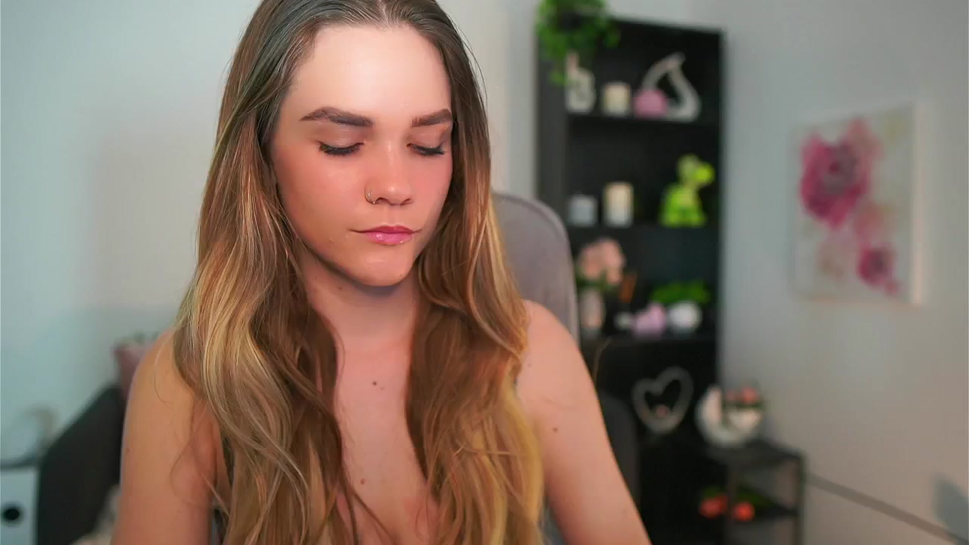 Gallery image thumbnail from Skyla_Novea_'s myfreecams stream on, 05/11/2024, 12:58 image 15 of 20