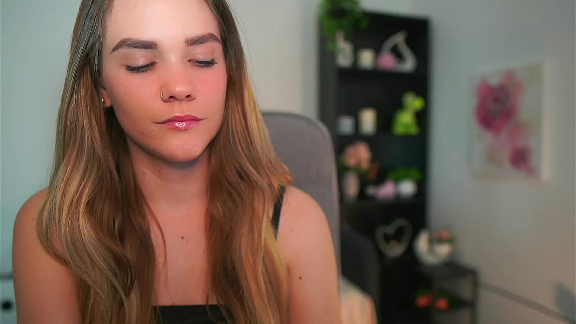 Gallery image thumbnail from Skyla_Novea_'s myfreecams stream on, 05/11/2024, 12:58 image 11 of 20