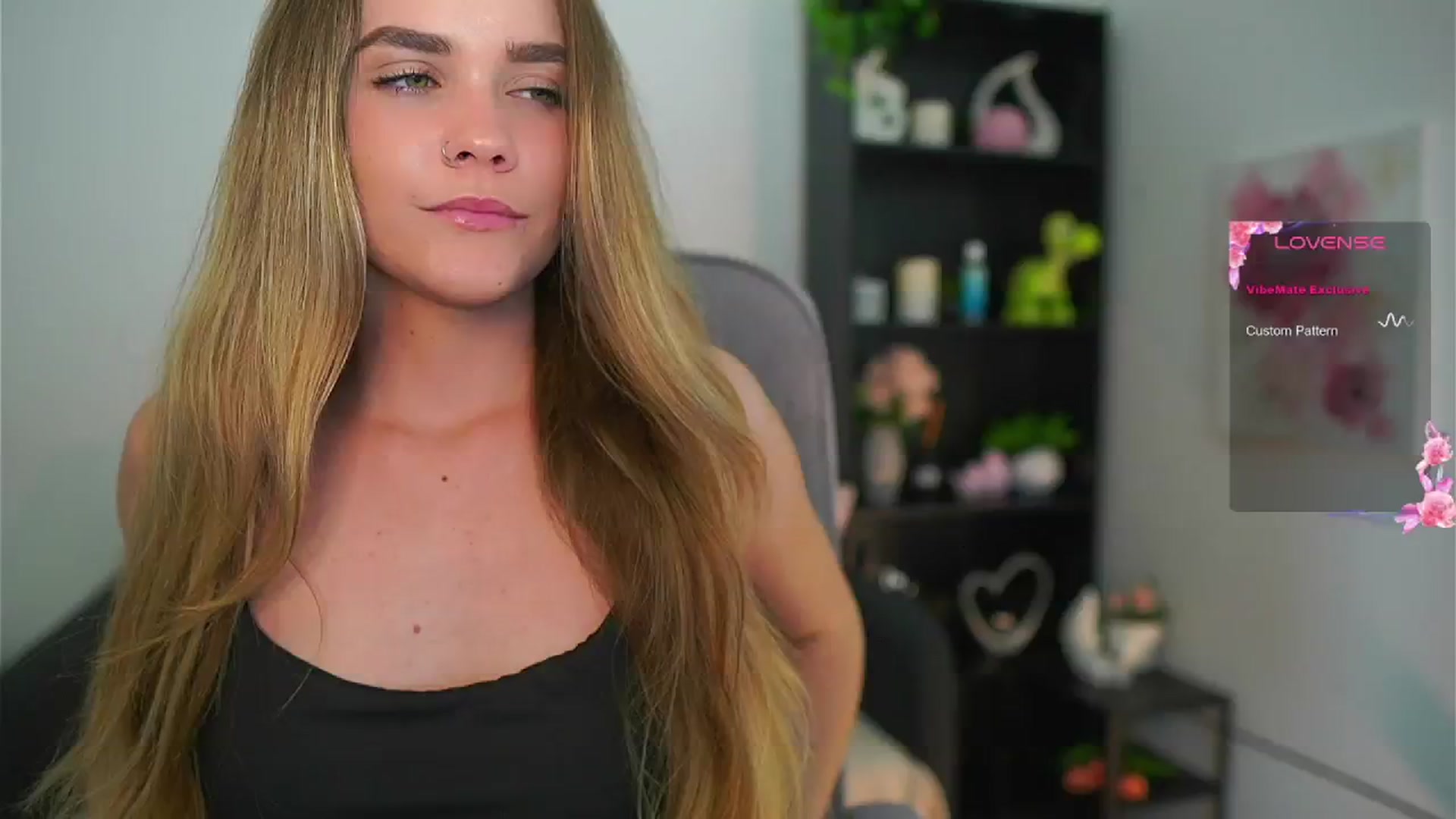 Gallery image thumbnail from Skyla_Novea_'s myfreecams stream on, 05/14/2024, 20:58 image 10 of 20
