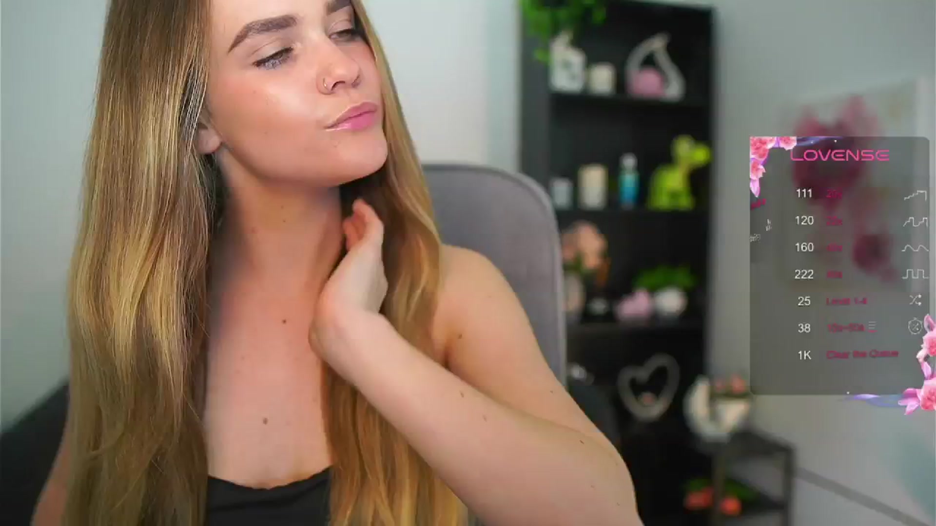 Gallery image thumbnail from Skyla_Novea_'s myfreecams stream on, 05/14/2024, 20:58 image 20 of 20