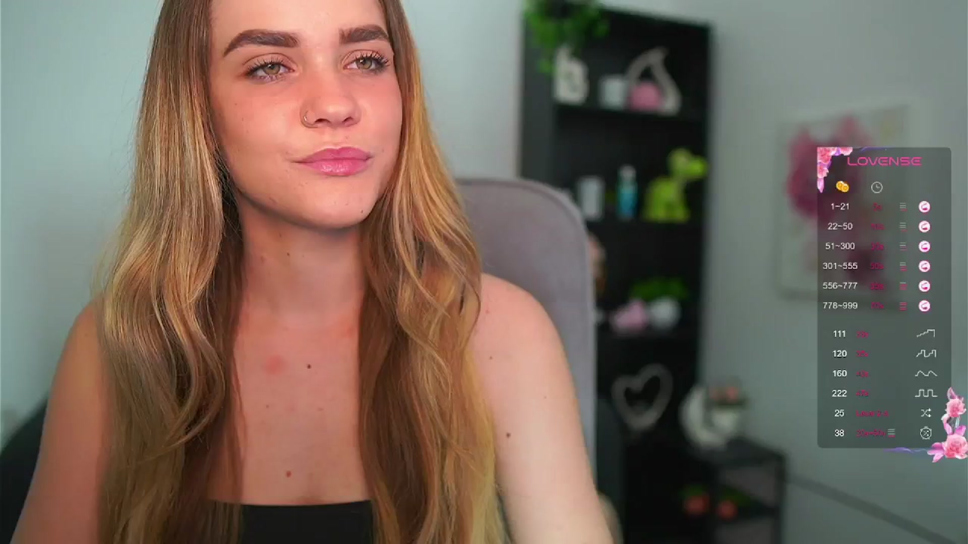 Gallery image thumbnail from Skyla_Novea_'s myfreecams stream on, 05/16/2024, 10:49 image 9 of 20