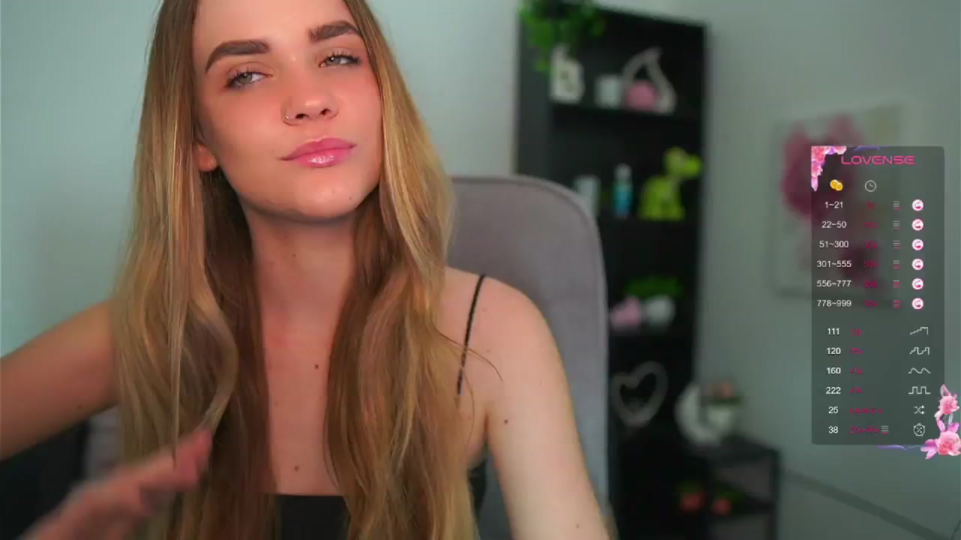 Gallery image thumbnail from Skyla_Novea_'s myfreecams stream on, 05/16/2024, 10:49 image 13 of 20