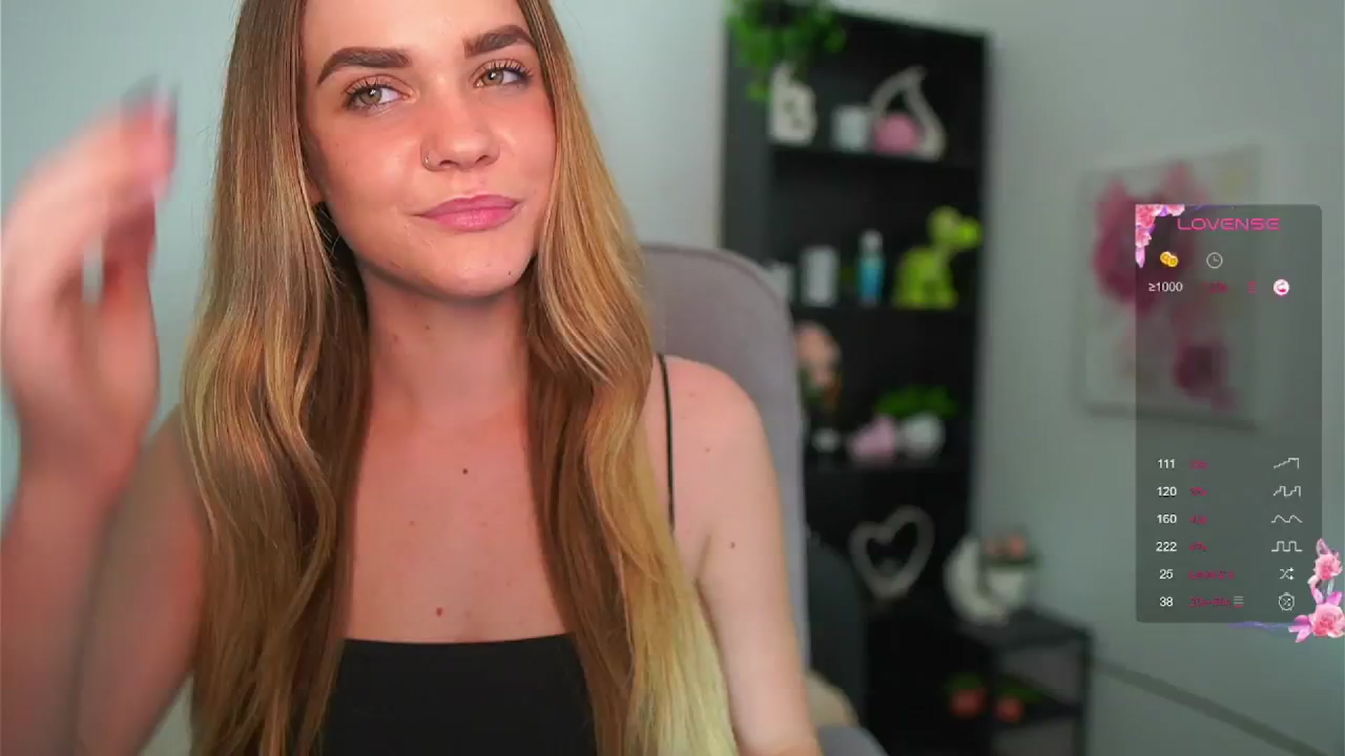 Gallery image thumbnail from Skyla_Novea_'s myfreecams stream on, 05/16/2024, 12:42 image 17 of 20