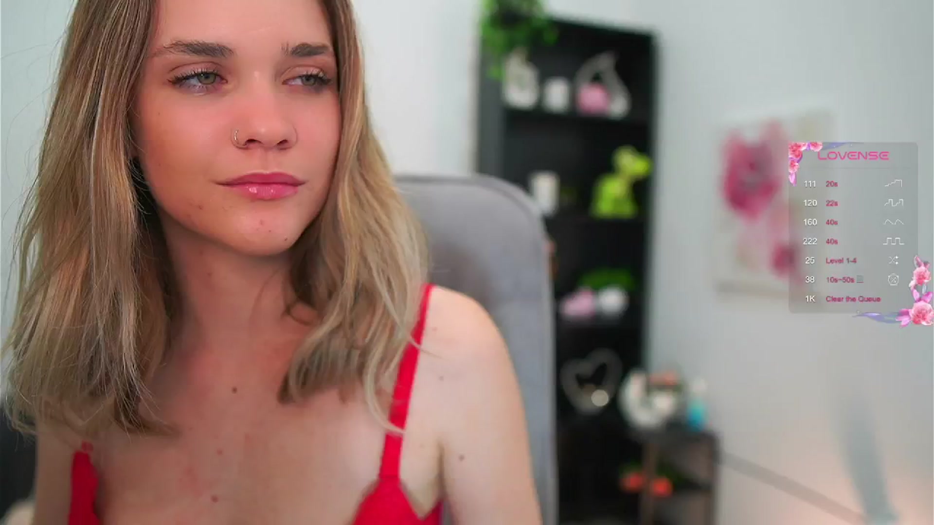 Gallery image thumbnail from Skyla_Novea_'s myfreecams stream on, 05/20/2024, 12:30 image 11 of 20