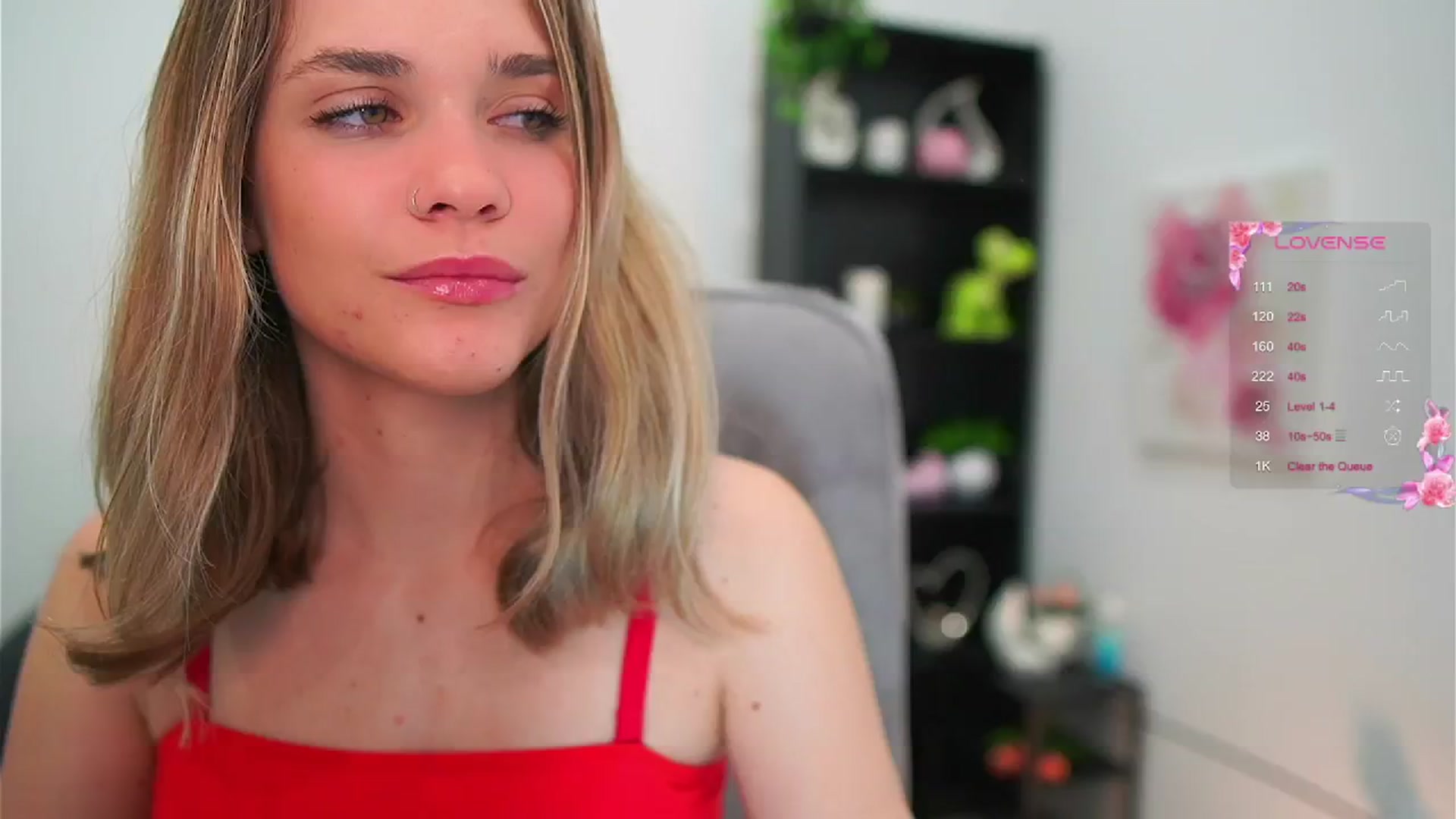 Gallery image thumbnail from Skyla_Novea_'s myfreecams stream on, 05/20/2024, 12:30 image 2 of 20