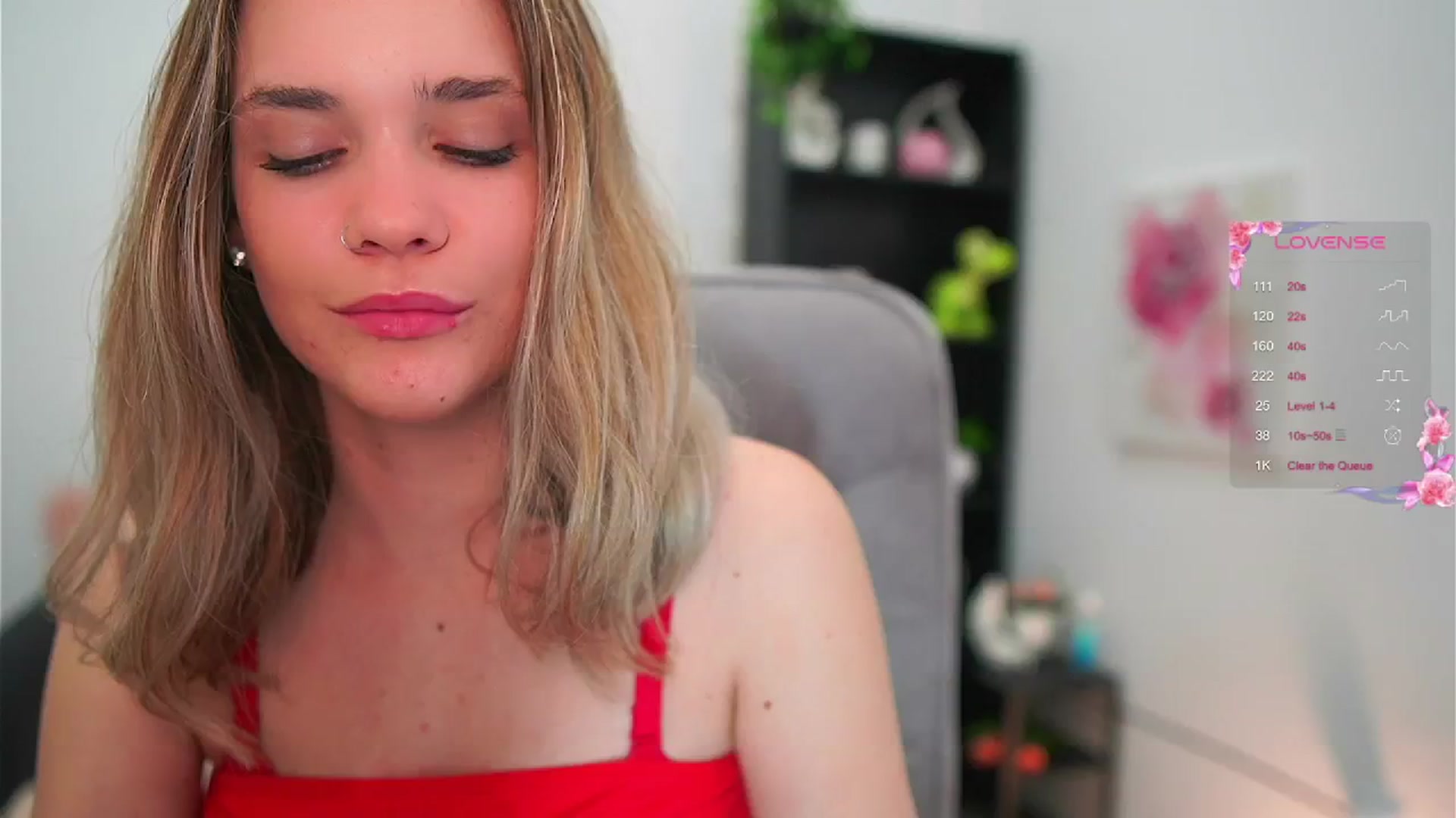 Gallery image thumbnail from Skyla_Novea_'s myfreecams stream on, 05/20/2024, 12:30 image 12 of 20