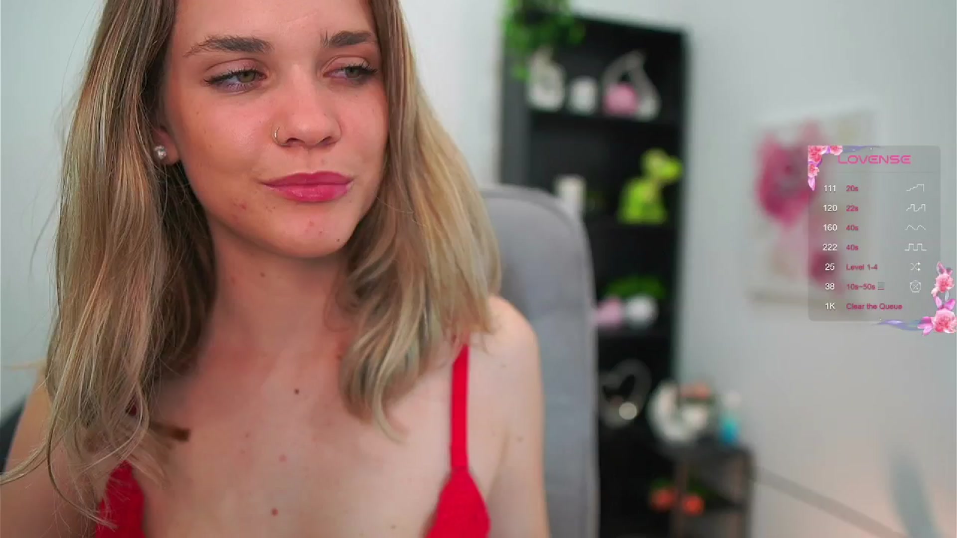 Gallery image thumbnail from Skyla_Novea_'s myfreecams stream on, 05/20/2024, 12:30 image 7 of 20