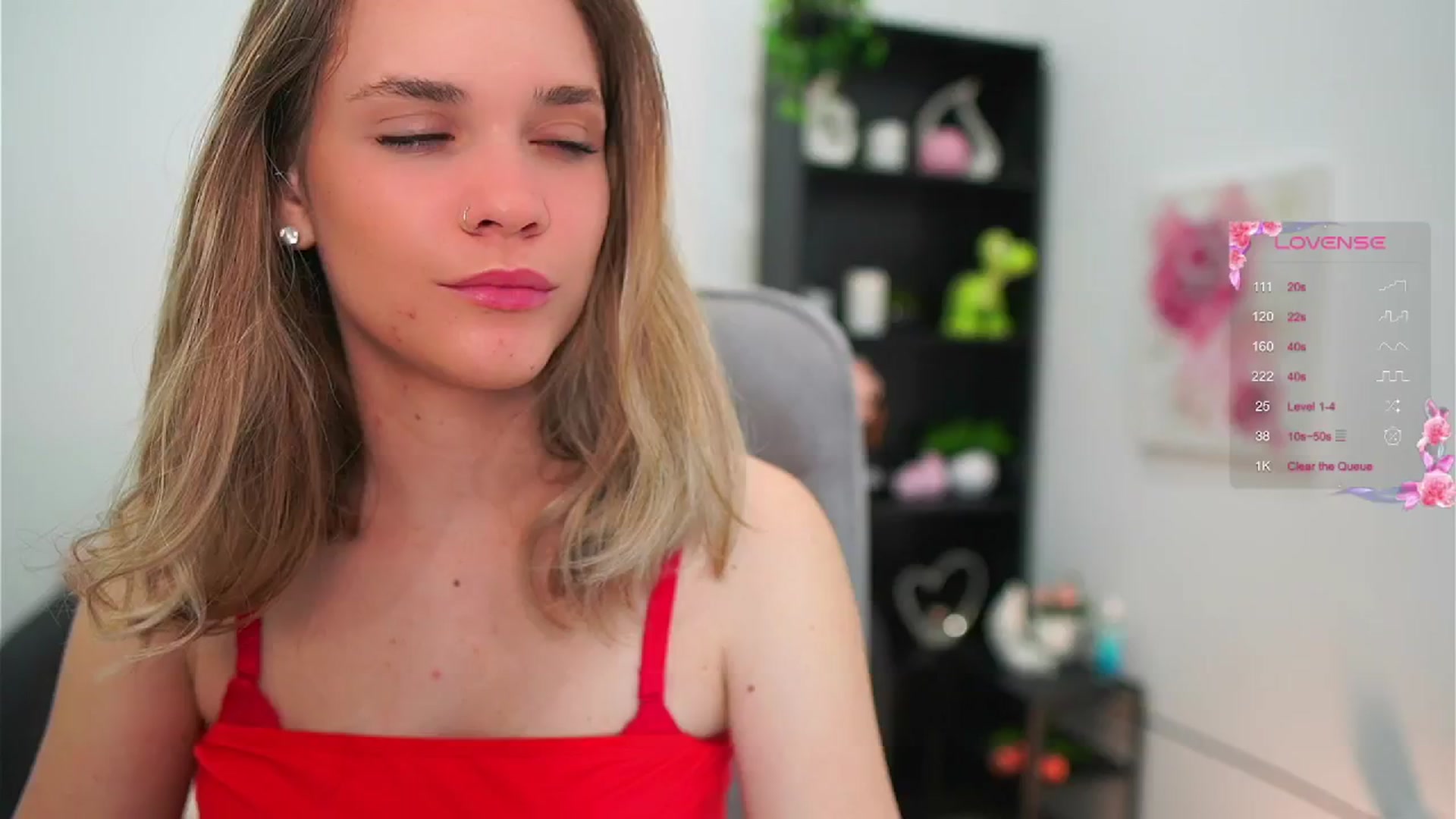 Gallery image thumbnail from Skyla_Novea_'s myfreecams stream on, 05/20/2024, 12:30 image 3 of 20
