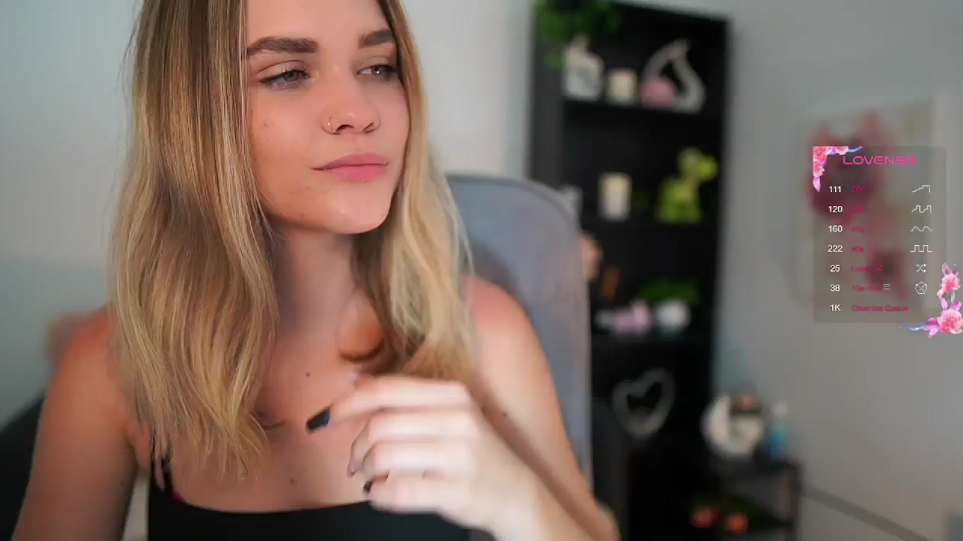 Gallery image thumbnail from Skyla_Novea_'s myfreecams stream on, 05/26/2024, 14:00 image 12 of 20