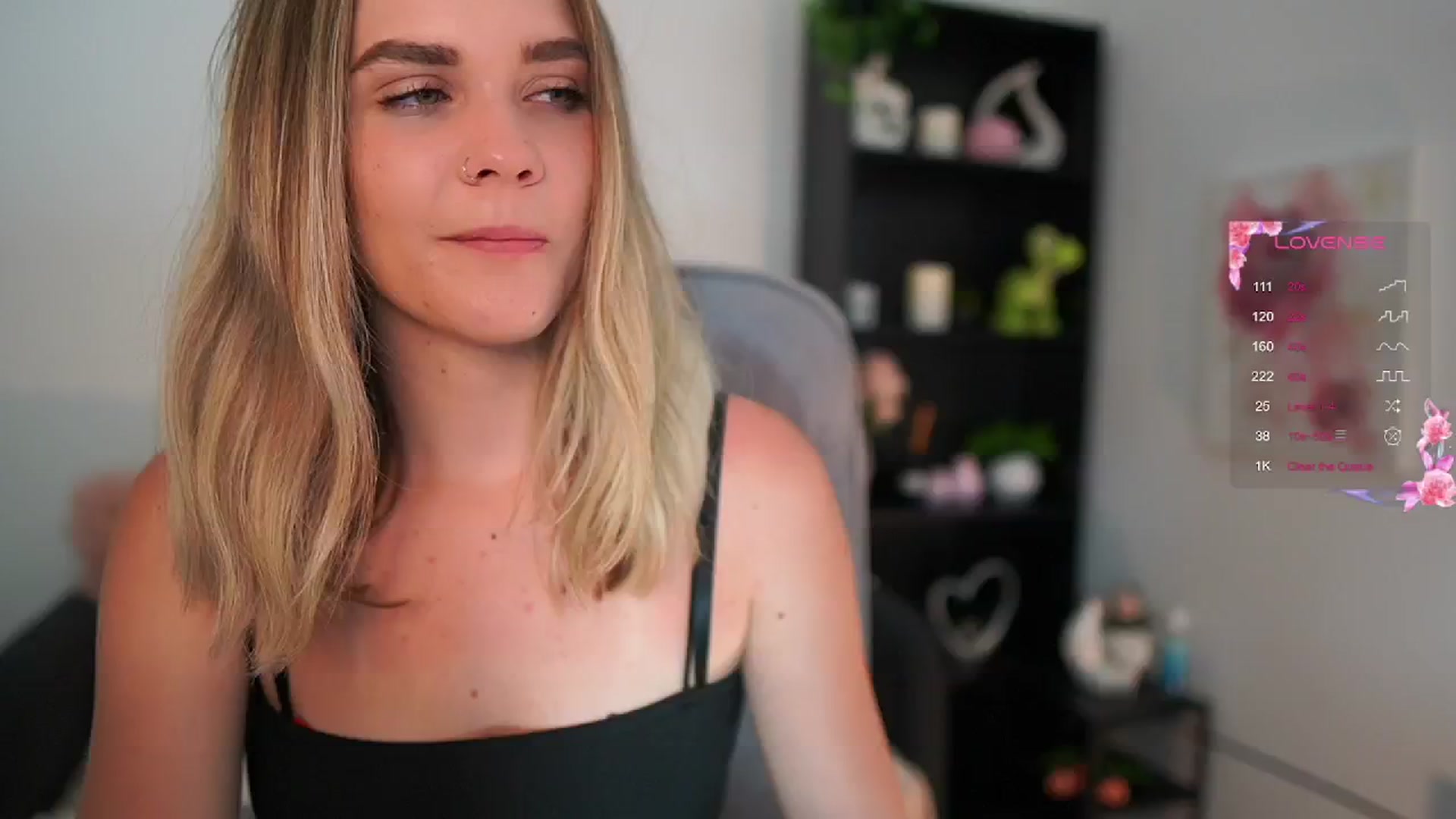 Gallery image thumbnail from Skyla_Novea_'s myfreecams stream on, 05/26/2024, 14:00 image 11 of 20