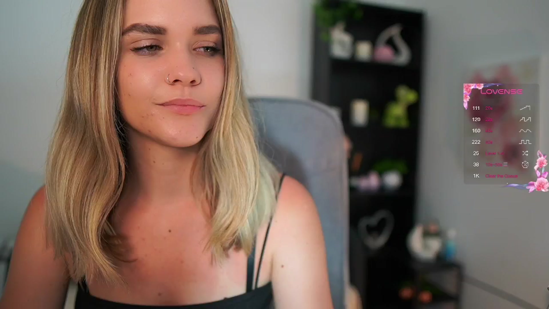 Gallery image thumbnail from Skyla_Novea_'s myfreecams stream on, 05/26/2024, 16:48 image 10 of 20