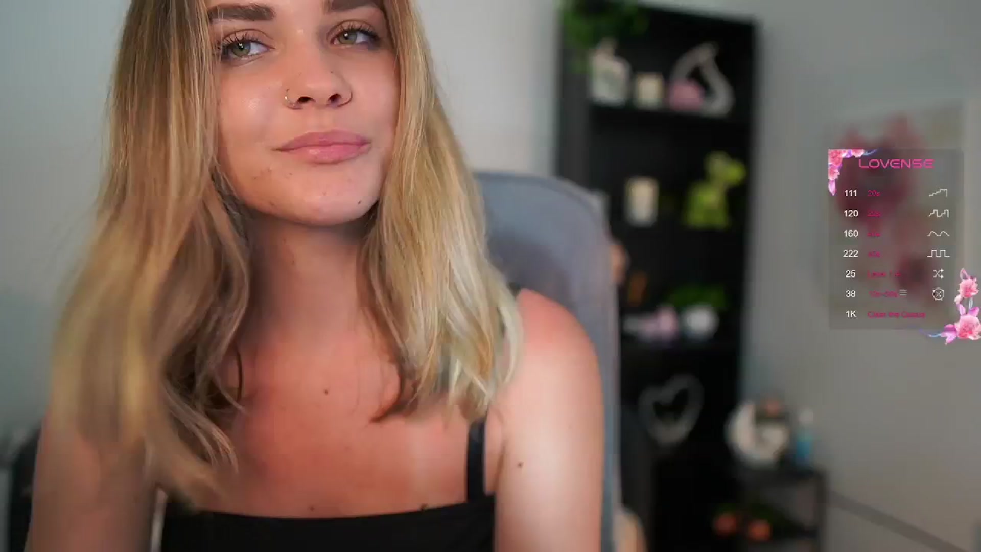 Gallery image thumbnail from Skyla_Novea_'s myfreecams stream on, 05/26/2024, 16:48 image 1 of 20