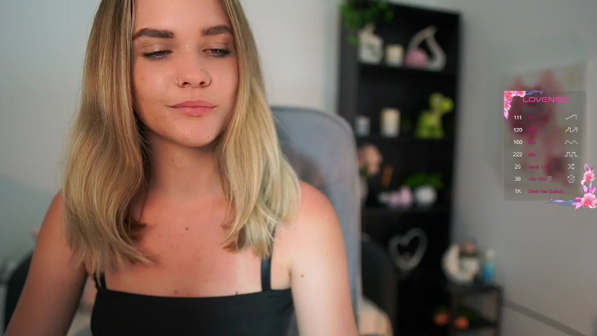 Gallery image thumbnail from Skyla_Novea_'s myfreecams stream on, 05/26/2024, 16:48 image 4 of 20