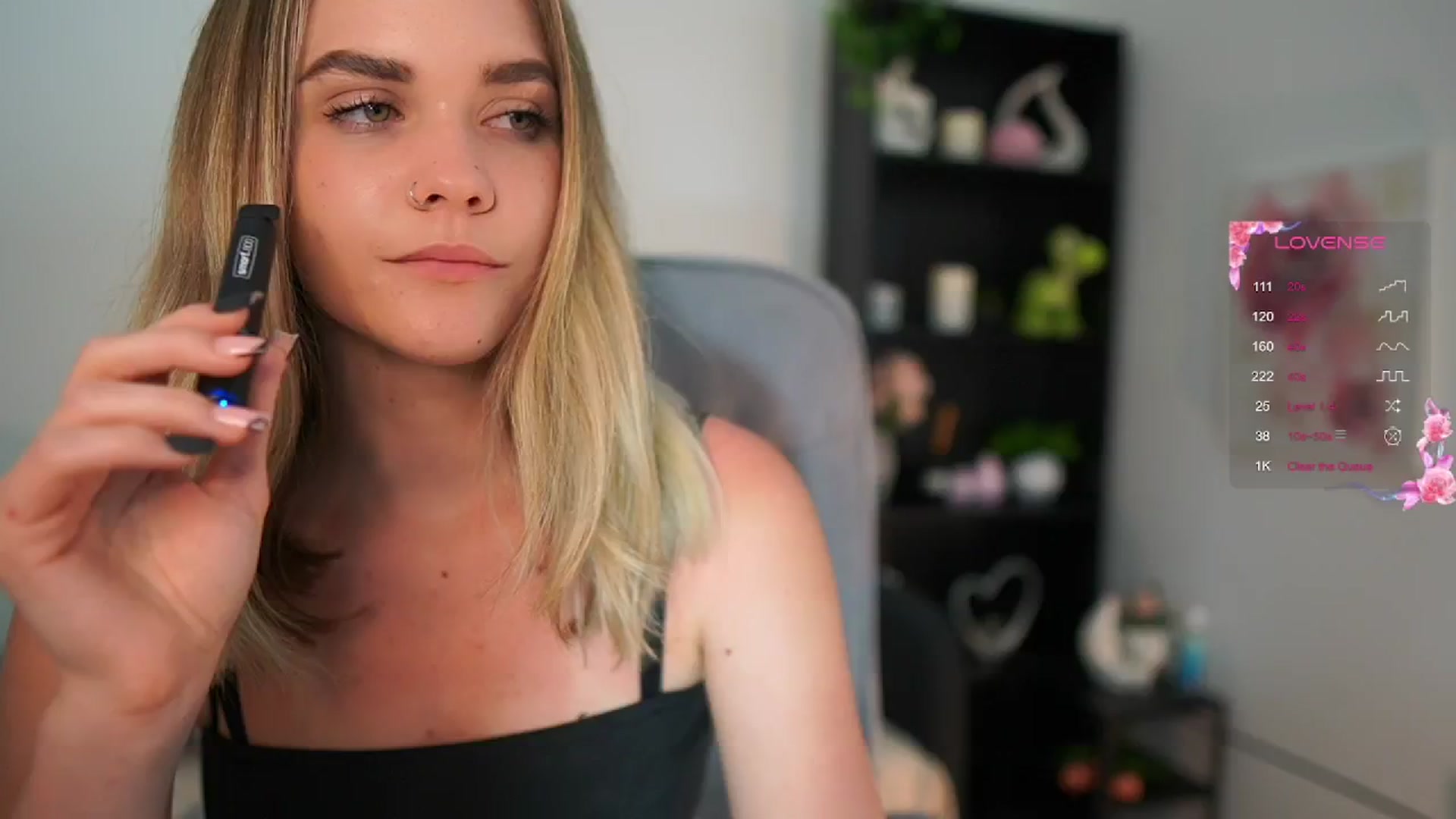 Gallery image thumbnail from Skyla_Novea_'s myfreecams stream on, 05/26/2024, 16:48 image 3 of 20