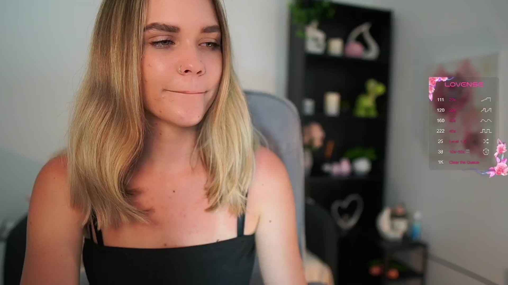 Gallery image thumbnail from Skyla_Novea_'s myfreecams stream on, 05/26/2024, 16:48 image 5 of 20