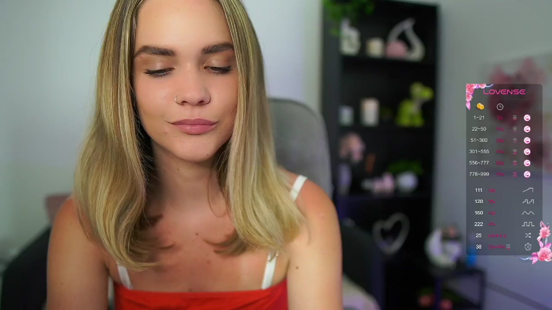 Gallery image thumbnail from Skyla_Novea_'s myfreecams stream on, 05/27/2024, 14:23 image 16 of 20