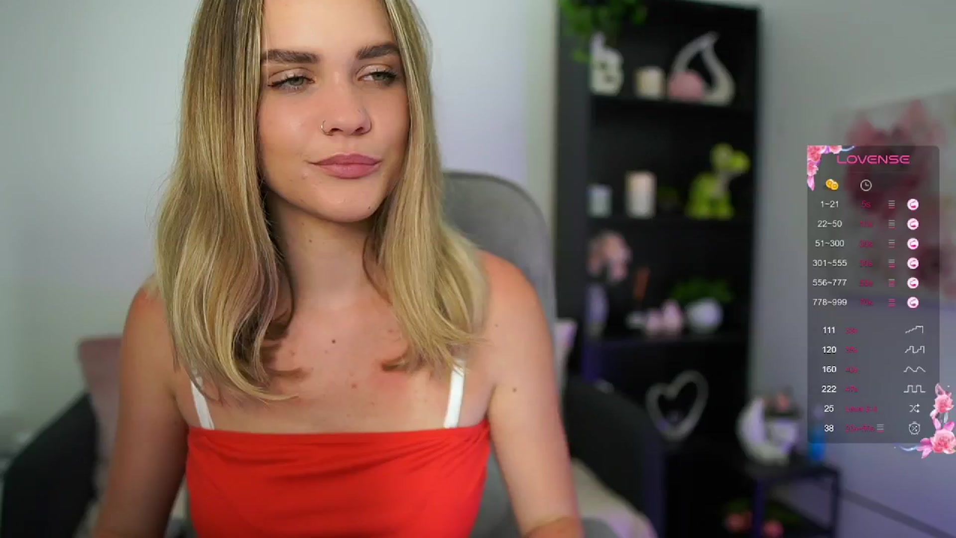 Gallery image thumbnail from Skyla_Novea_'s myfreecams stream on, 05/27/2024, 14:23 image 13 of 20