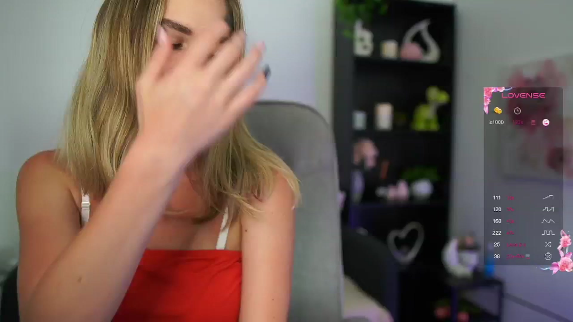 Gallery image thumbnail from Skyla_Novea_'s myfreecams stream on, 05/27/2024, 14:23 image 14 of 20