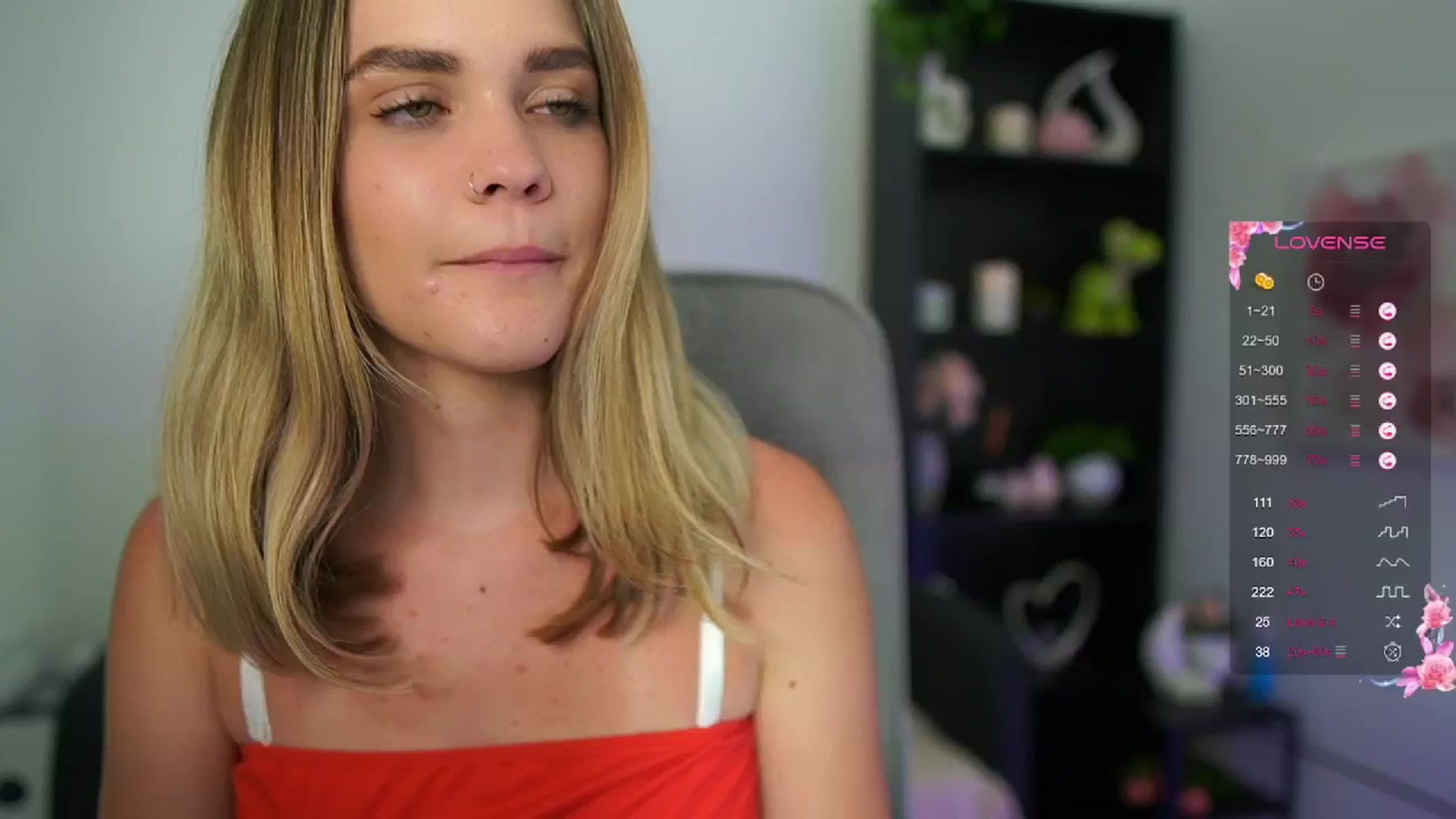 Gallery image thumbnail from Skyla_Novea_'s myfreecams stream on, 05/27/2024, 17:37 image 1 of 20