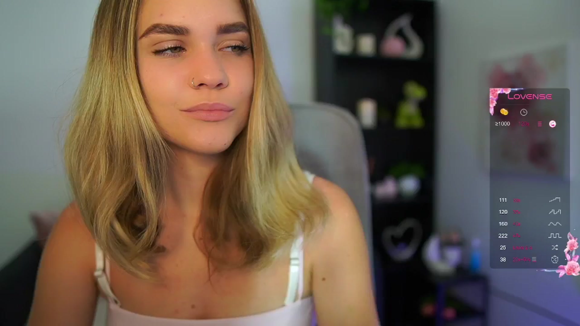 Gallery image thumbnail from Skyla_Novea_'s myfreecams stream on, 06/02/2024, 07:56 image 3 of 20