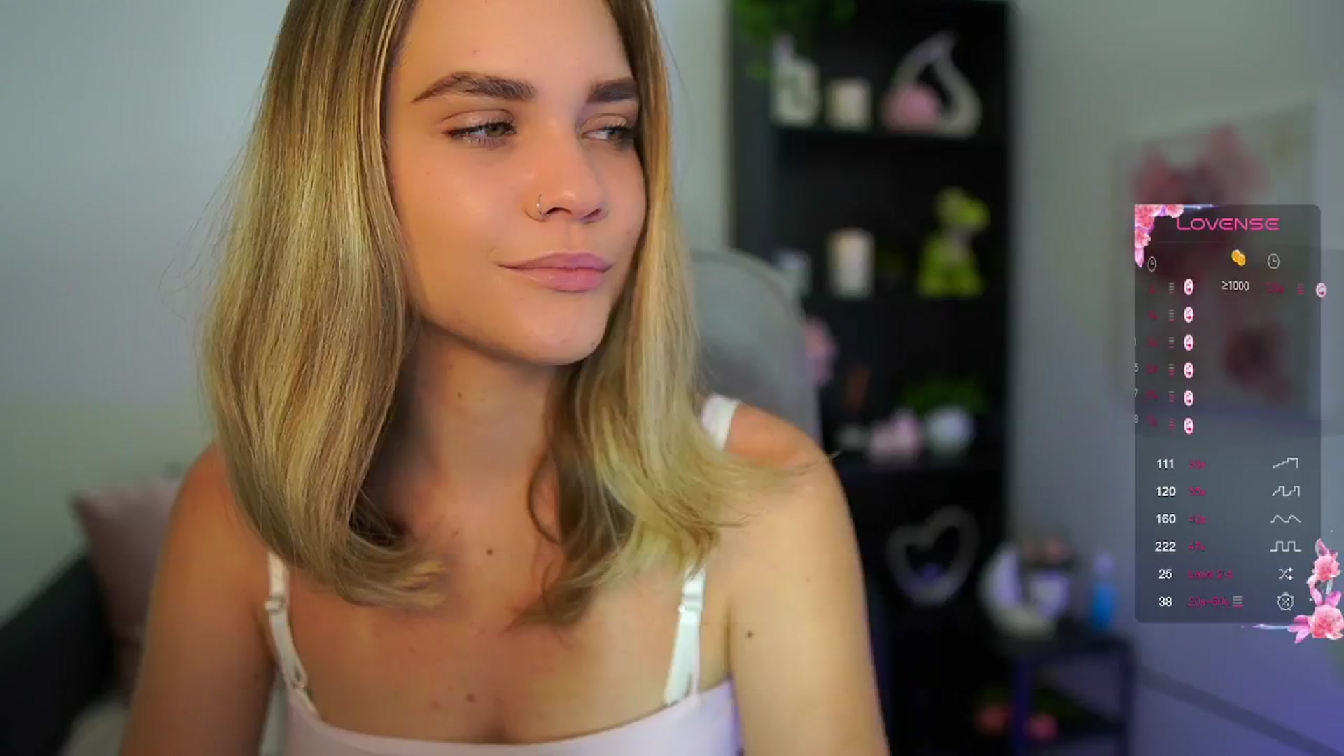 Gallery image thumbnail from Skyla_Novea_'s myfreecams stream on, 06/02/2024, 07:56 image 11 of 20