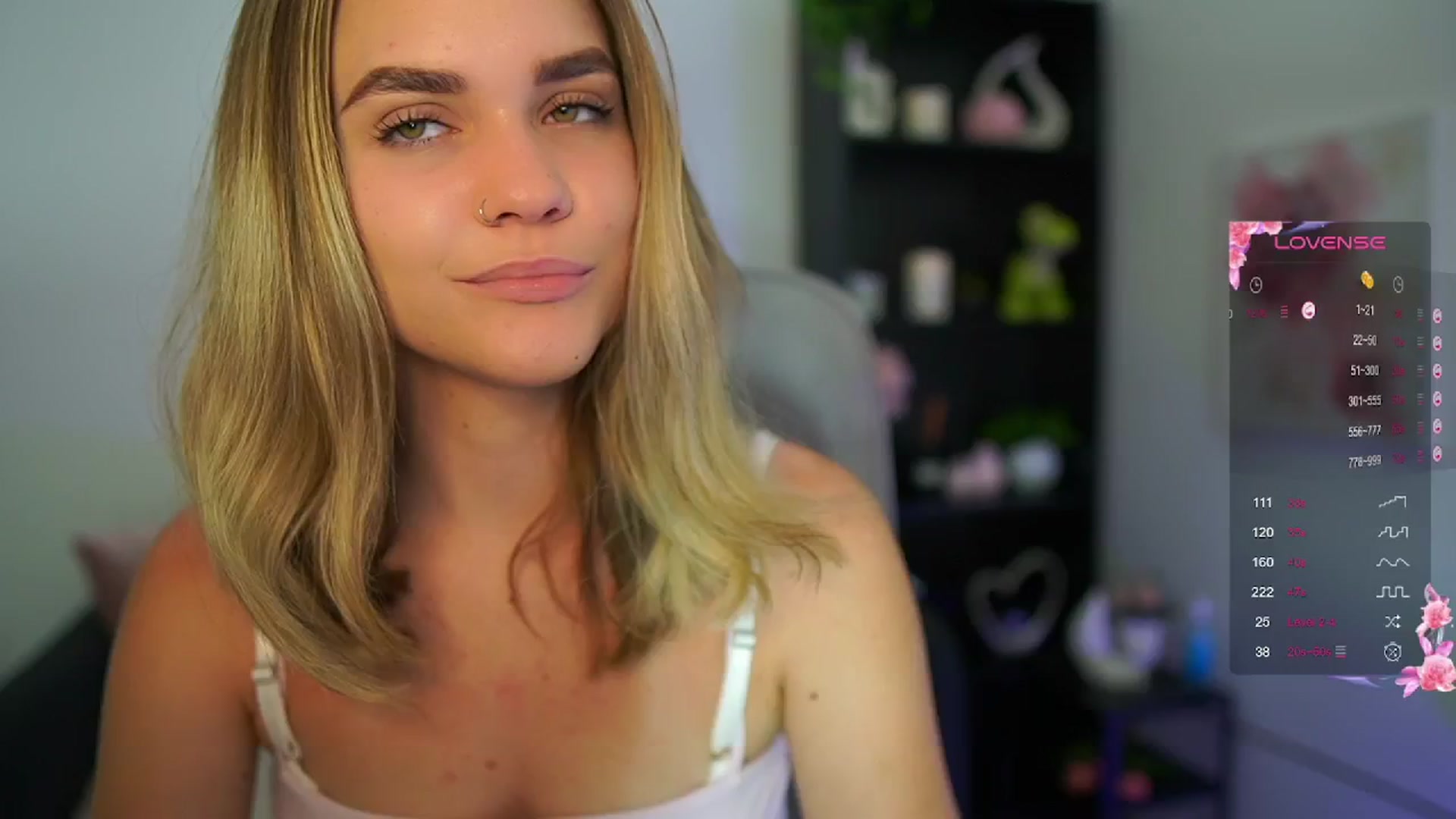 Gallery image thumbnail from Skyla_Novea_'s myfreecams stream on, 06/02/2024, 09:31 image 5 of 20