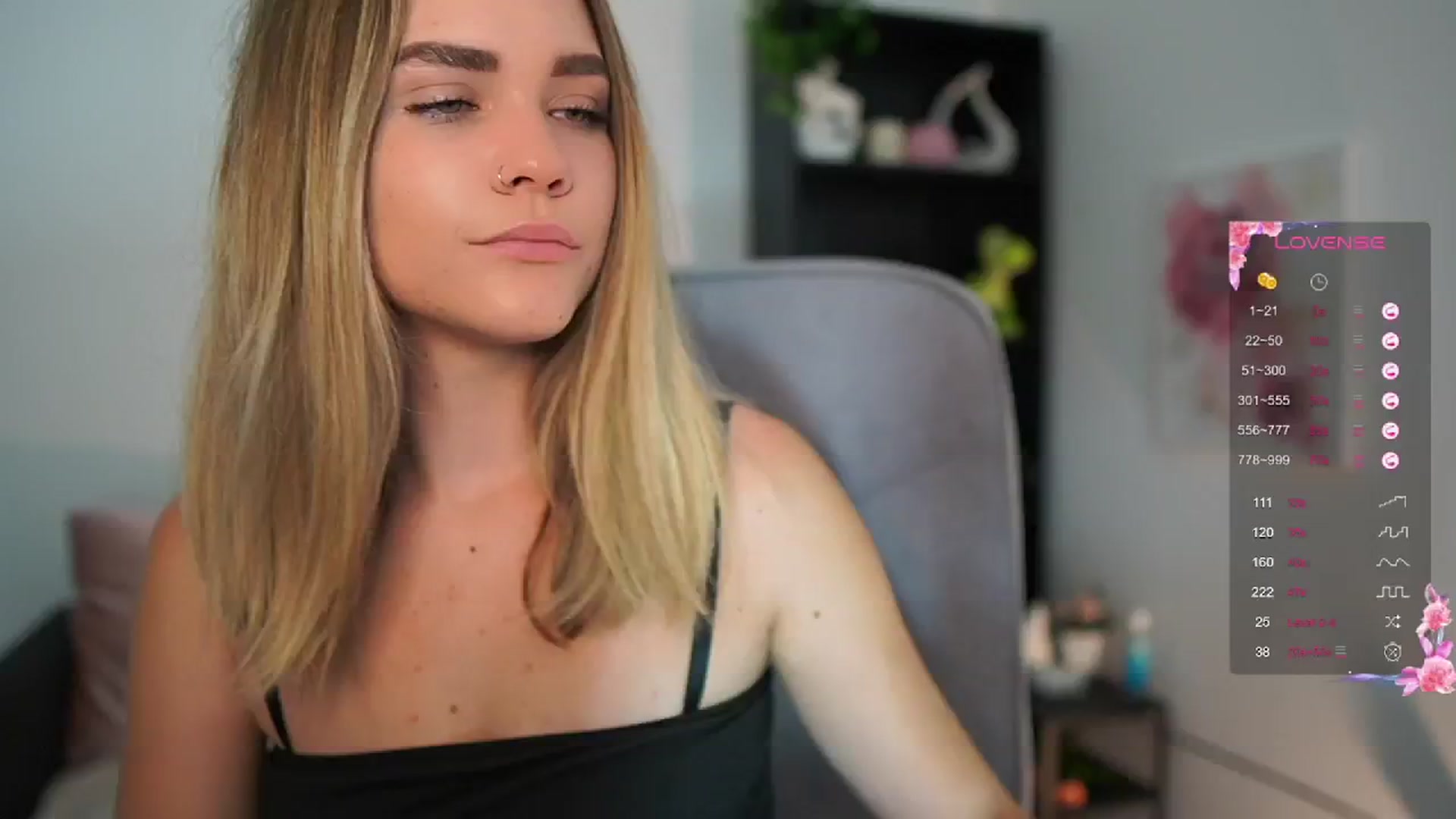 Gallery image thumbnail from Skyla_Novea_'s myfreecams stream on, 06/04/2024, 09:36 image 9 of 20