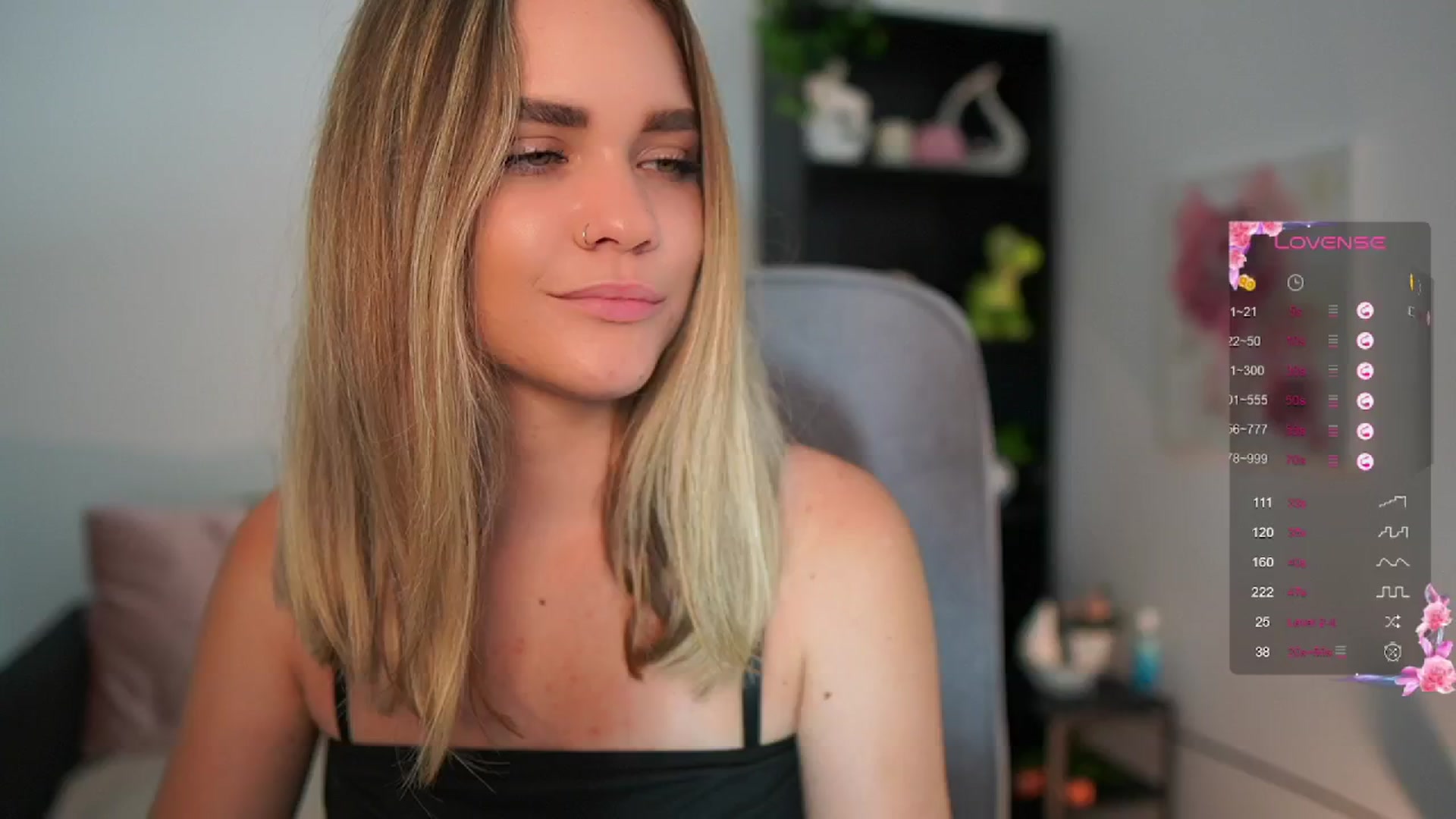 Gallery image thumbnail from Skyla_Novea_'s myfreecams stream on, 06/04/2024, 11:44 image 2 of 20