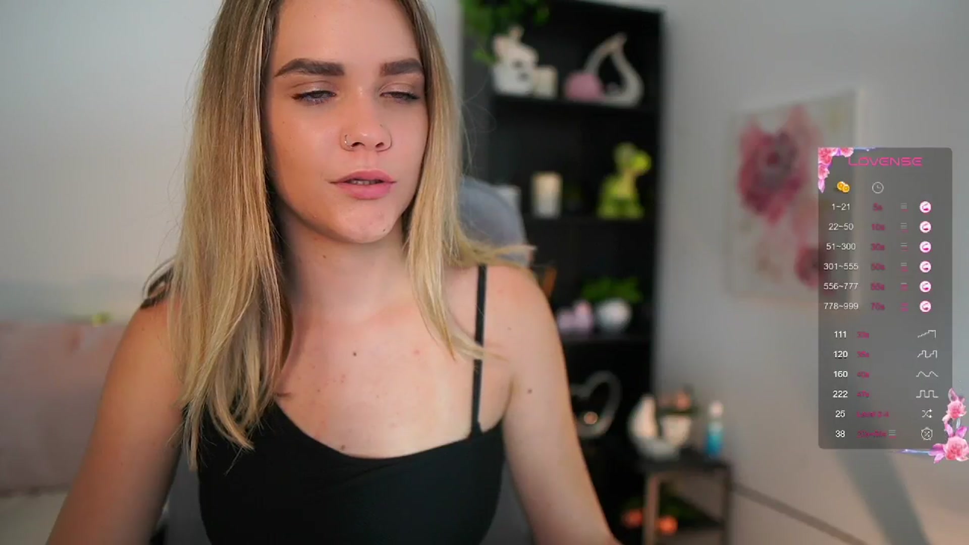 Gallery image thumbnail from Skyla_Novea_'s myfreecams stream on, 06/06/2024, 18:39 image 13 of 20