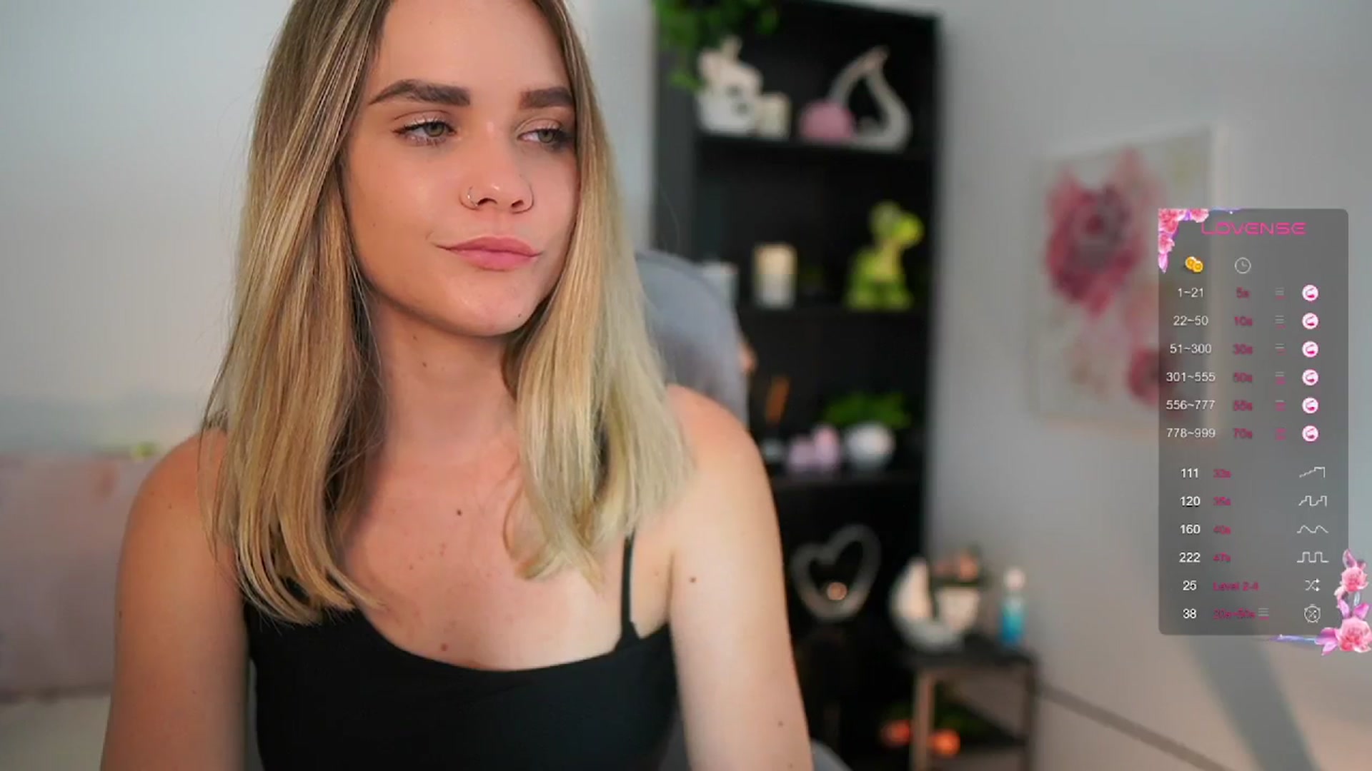 Gallery image thumbnail from Skyla_Novea_'s myfreecams stream on, 06/06/2024, 18:39 image 19 of 20