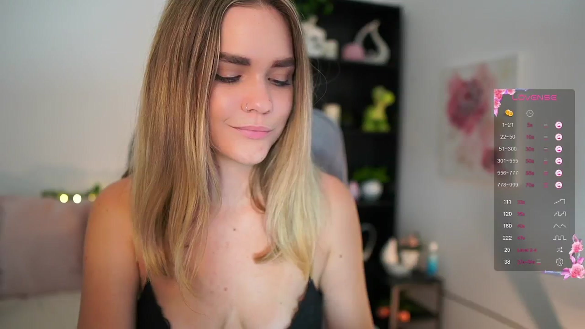 Gallery image thumbnail from Skyla_Novea_'s myfreecams stream on, 06/06/2024, 21:38 image 19 of 20